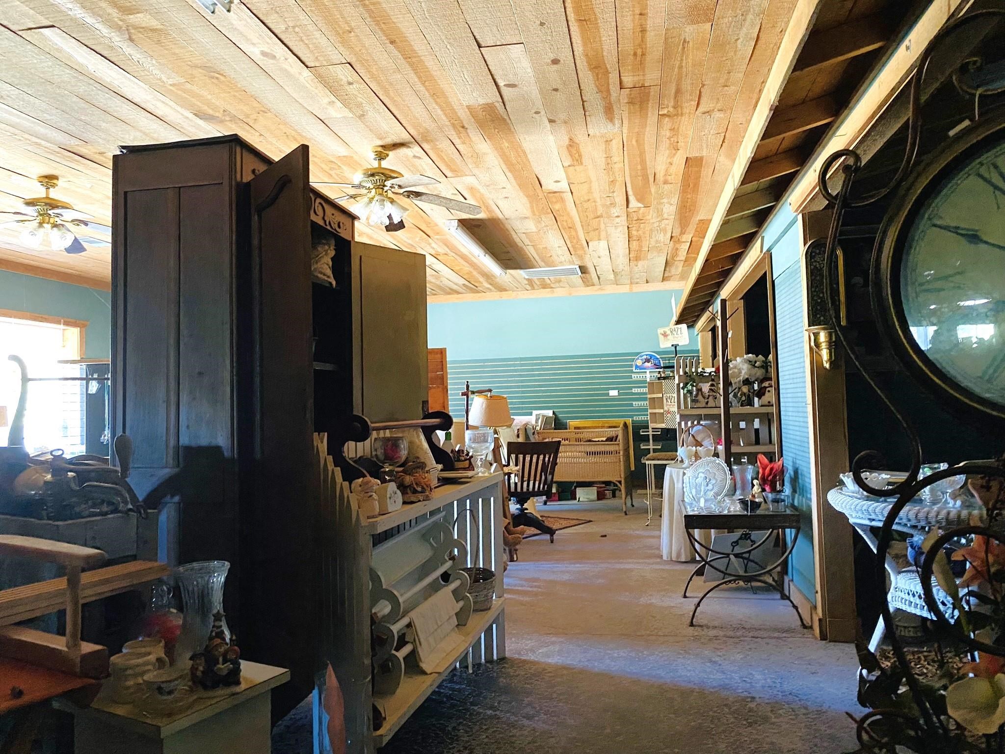 Metes & Bounds - Commercial Sale