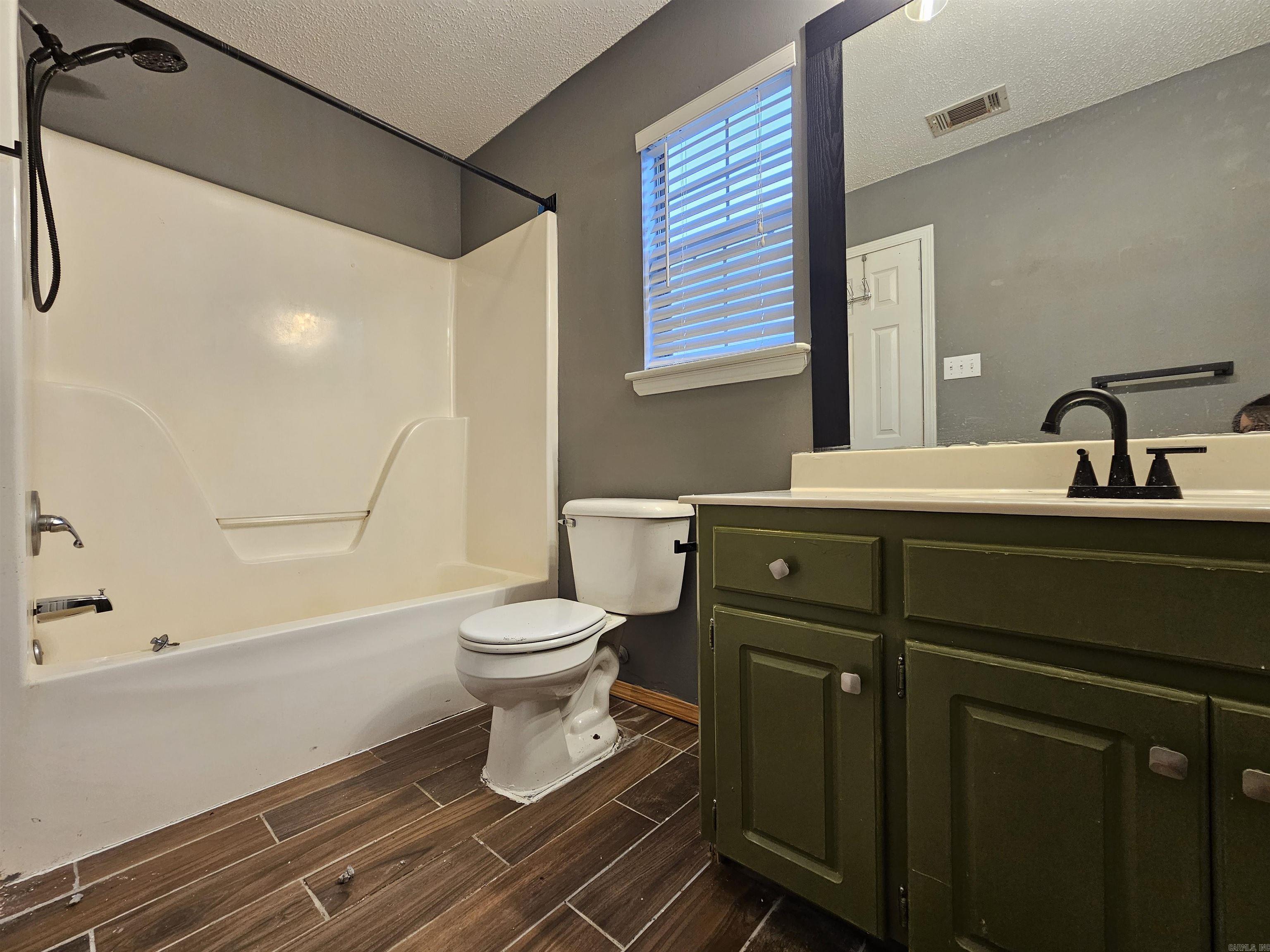 WOODBRIDGE - Residential