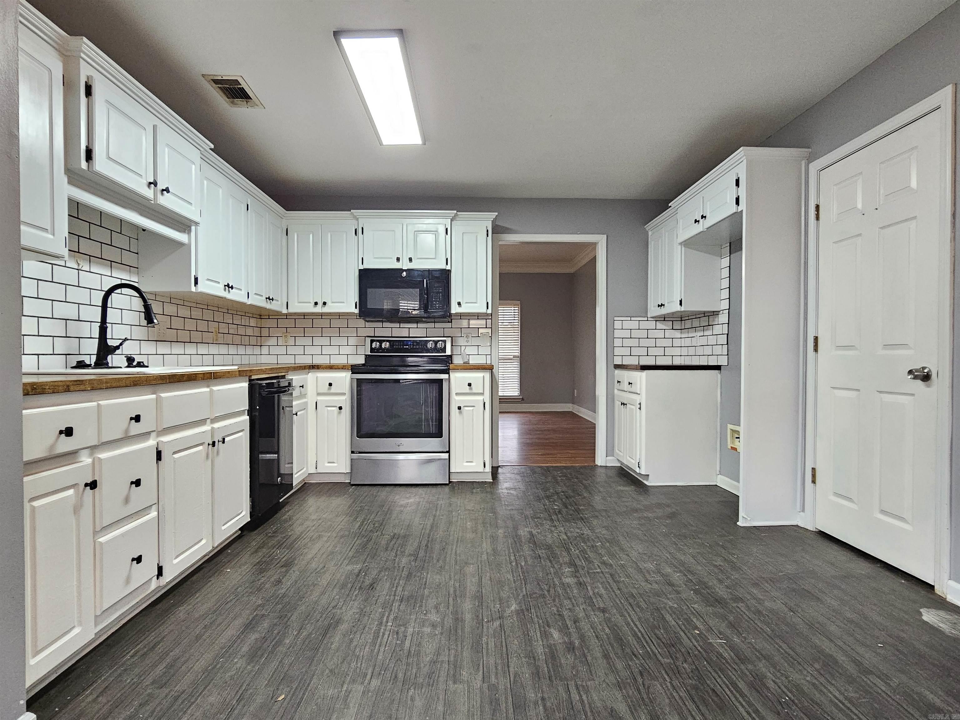 WOODBRIDGE - Residential