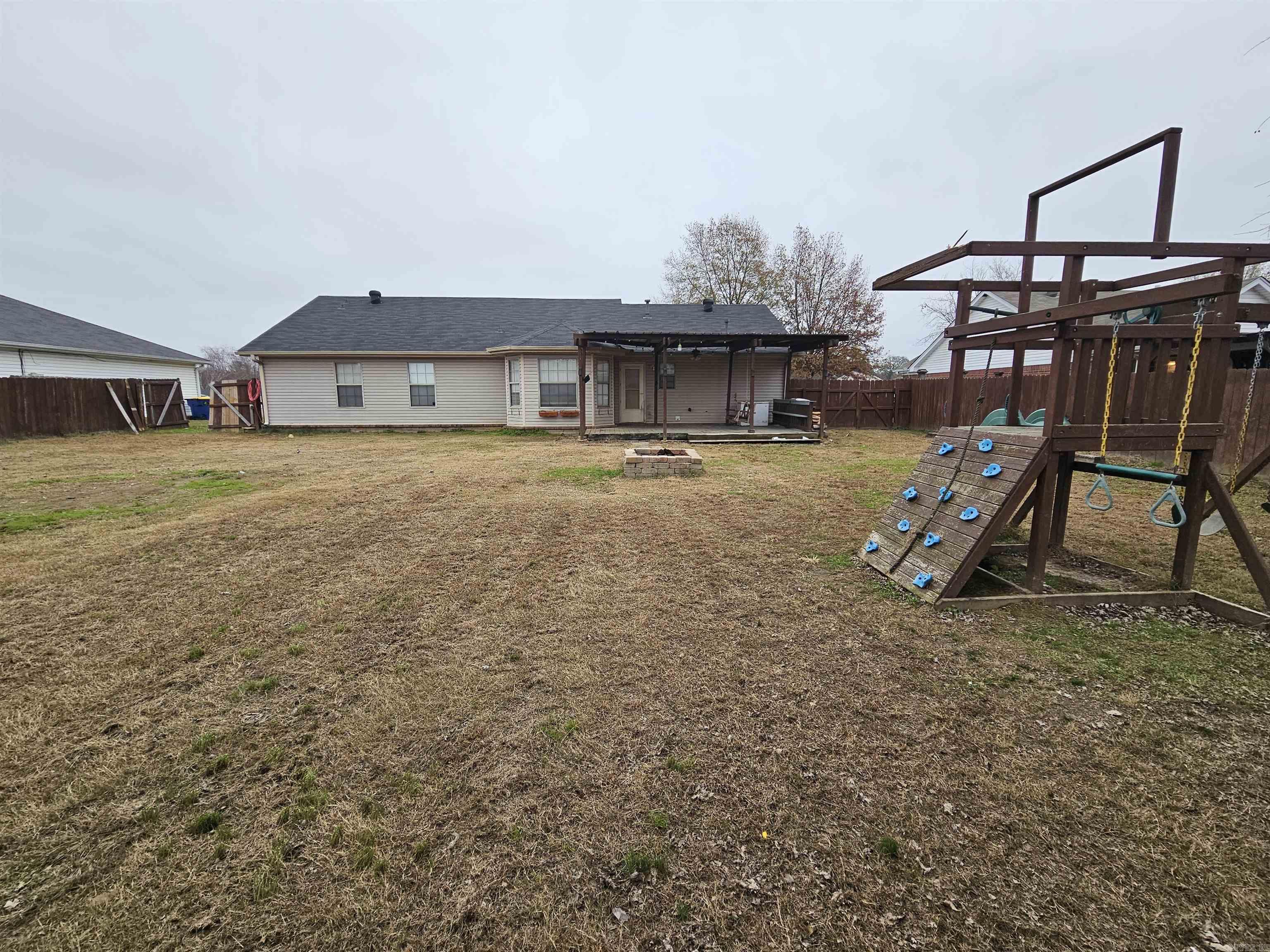 WOODBRIDGE - Residential