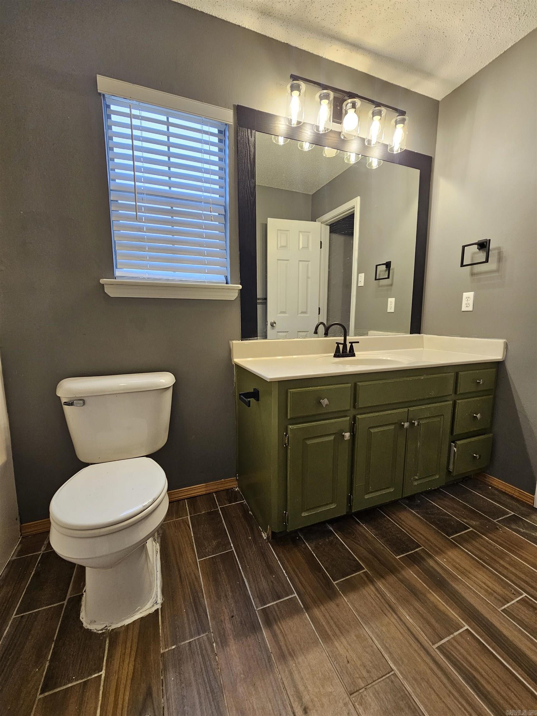 WOODBRIDGE - Residential