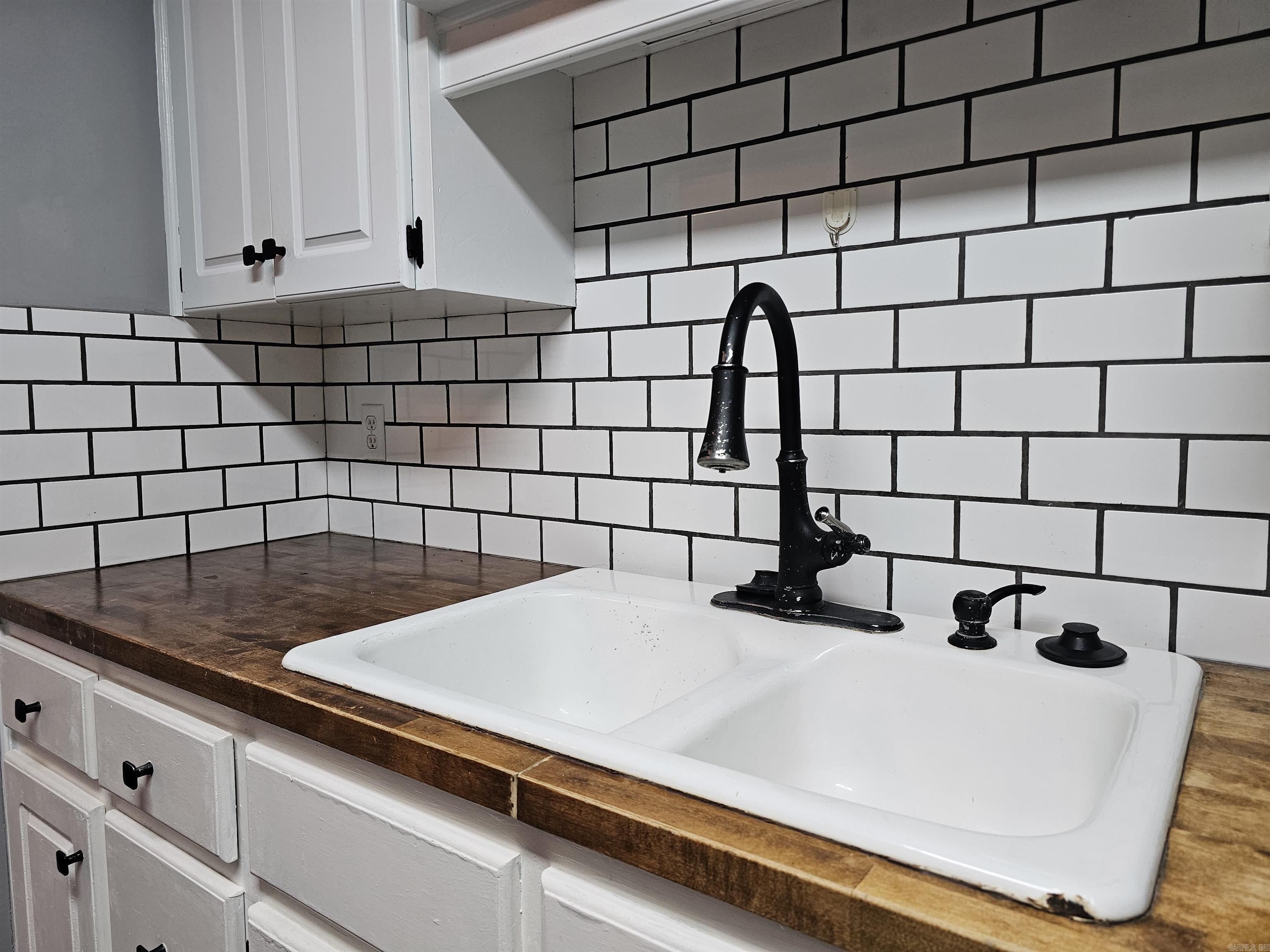 WOODBRIDGE - Residential