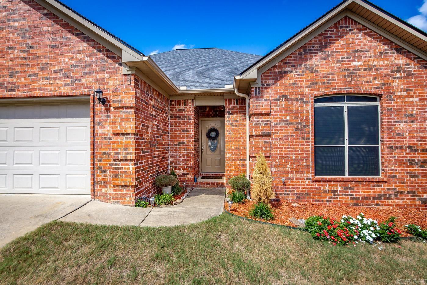 True Classic Beauty! Perfect blend of comfort & convenience nestled on a quiet cul de sac in the heart of Maumelle. The Great room is truly GREAT size with the cozy fireplace. This highly desirable split floor plan feels more spacious than its 1746 sq feet. The fully fenced yard and patio also provide a nice retreat. Peace of mind with the NEW ROOF in 2024 new HWH 2024!