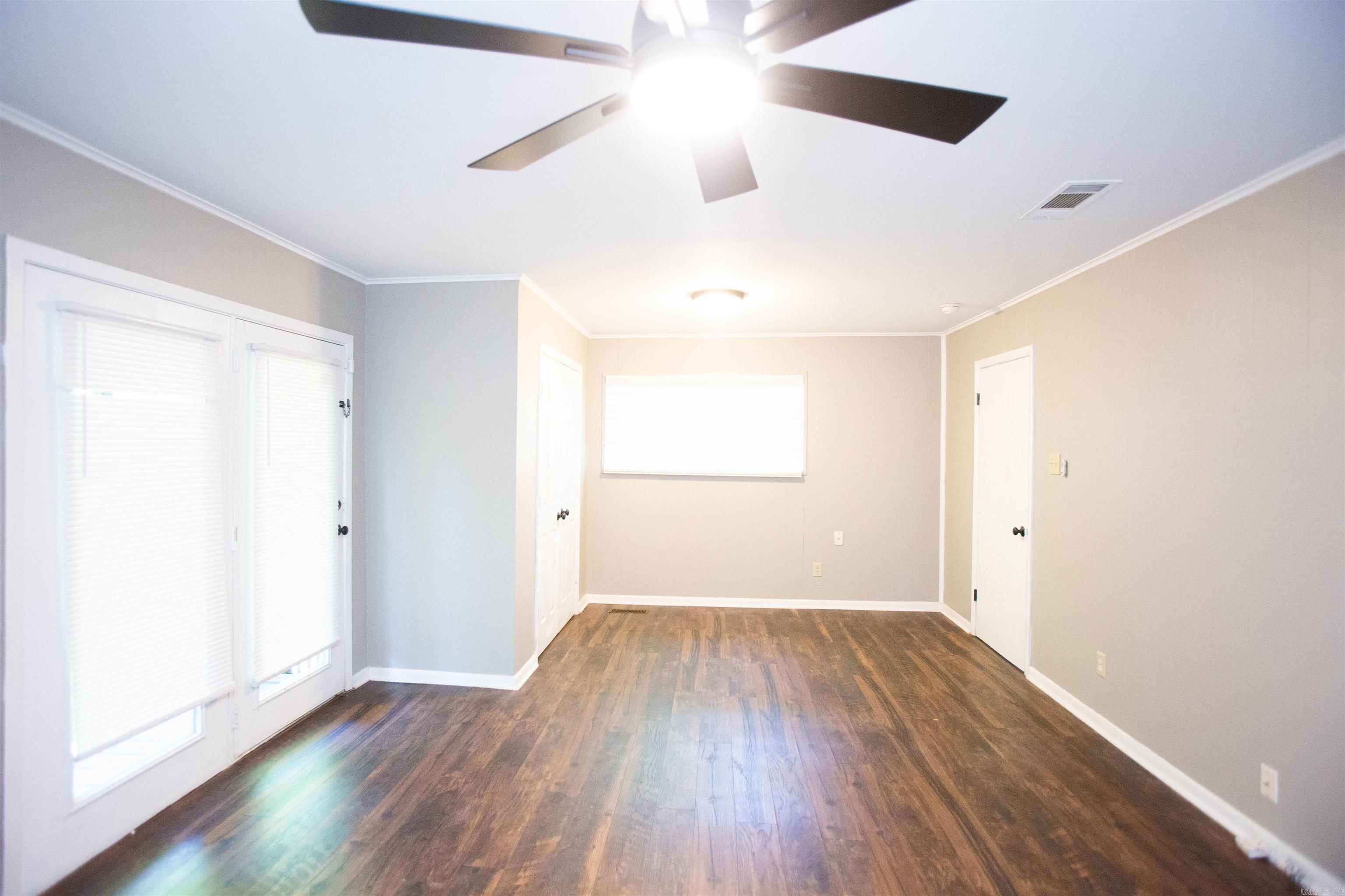 Hillcrest-Pfeifer - Residential Lease