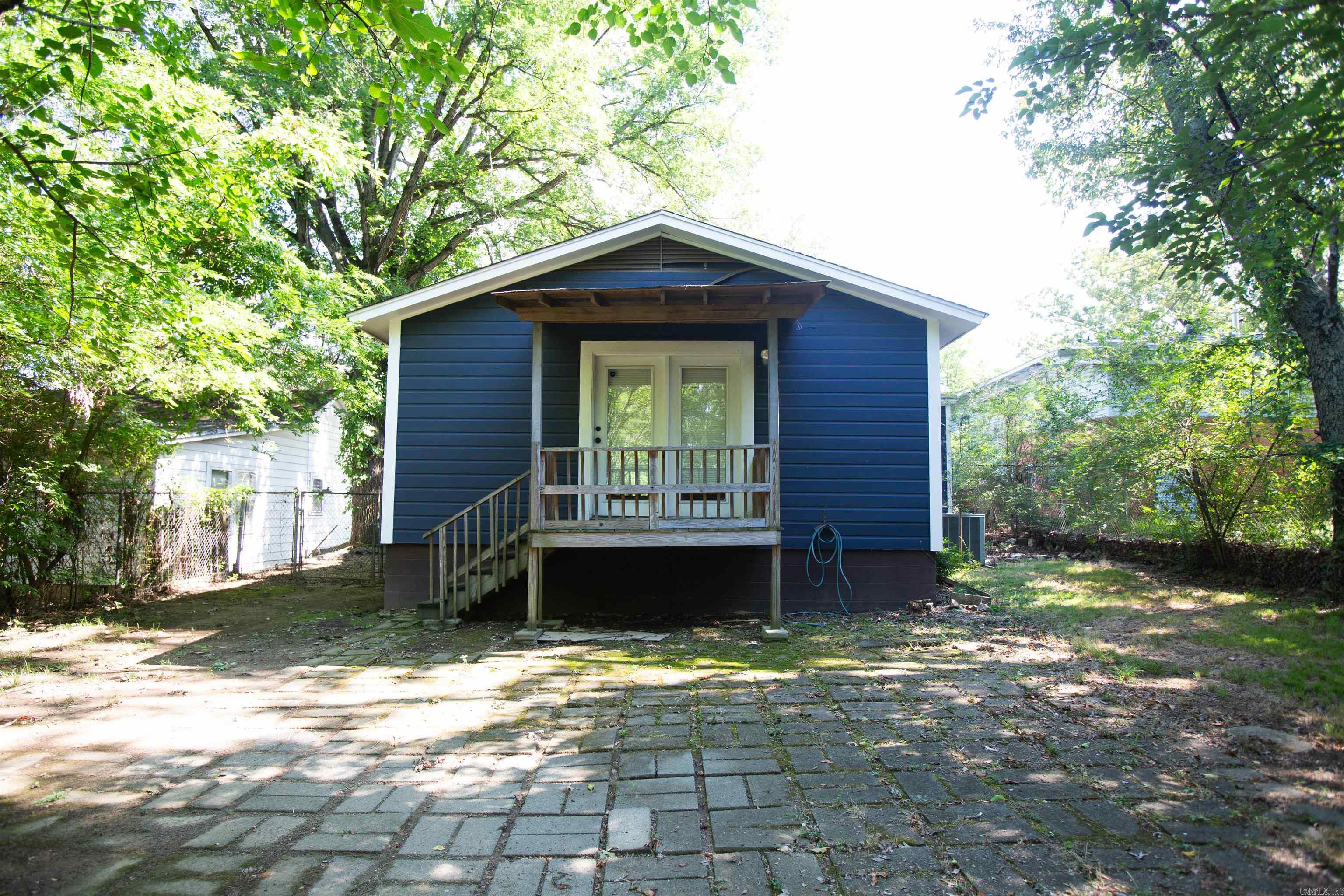 Hillcrest-Pfeifer - Residential Lease