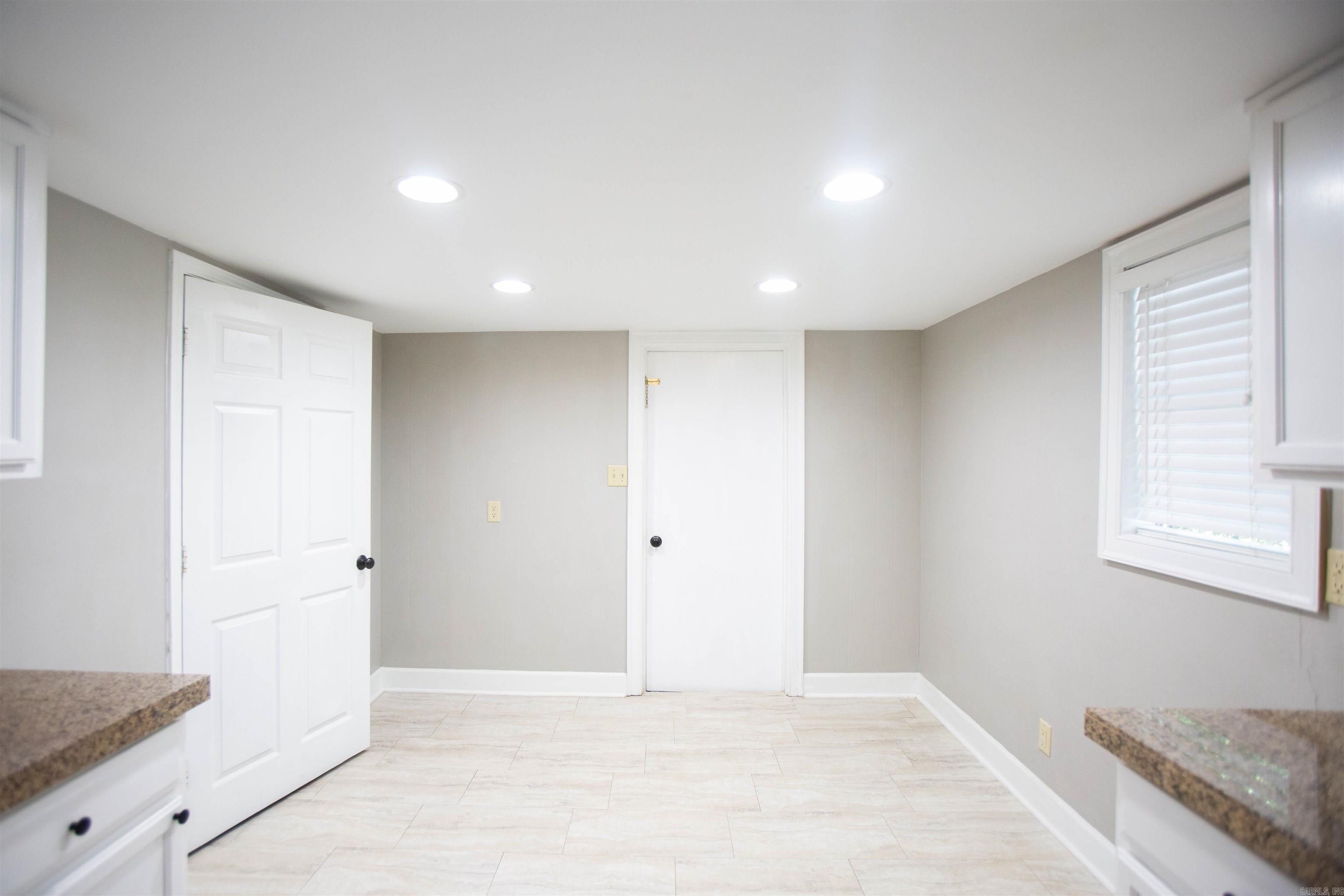 Hillcrest-Pfeifer - Residential Lease