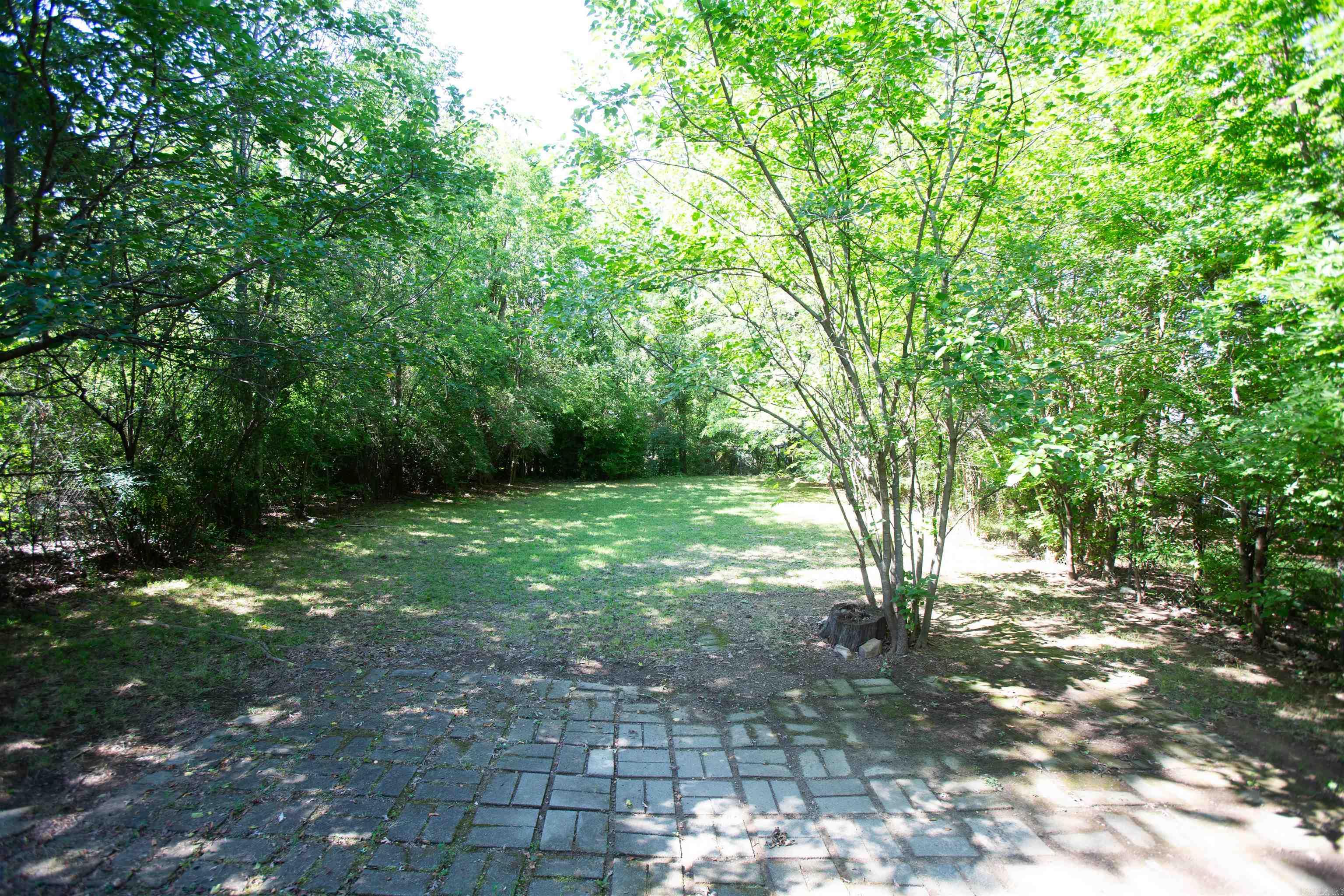 Hillcrest-Pfeifer - Residential Lease