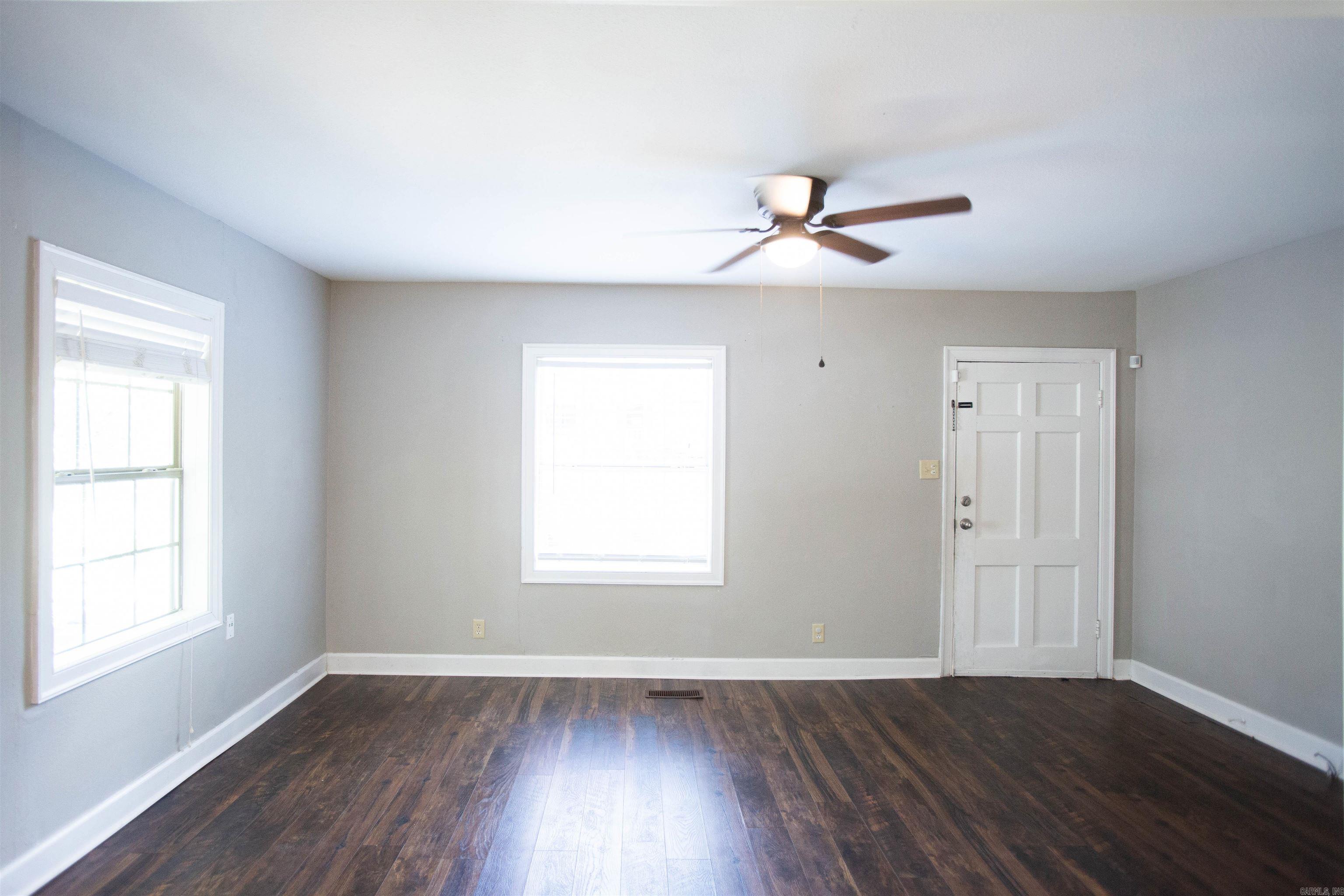 Hillcrest-Pfeifer - Residential Lease