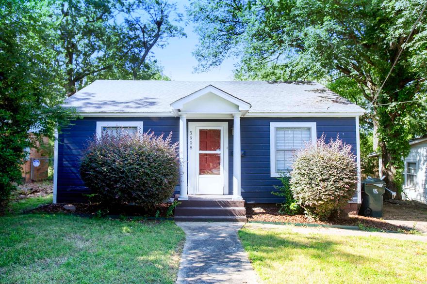 Charming 3BD/2BA bungalow in the coveted Hillcrest neighborhood in Little Rock. Plenty of space throughout. Eat-in-kitchen great for enjoying meals with family or friends. Appliances included. Large master bedroom that opens to the covered back porch. Fully fenced yard perfect for anyone with kids or pets. This property is managed by Hoffman Team so beware of scammers - we will never ask you to Cashapp us money. The lease flexible with a 3% increase after the first year. Income must be 3x the amount of rent. This property does not accept section 8.
