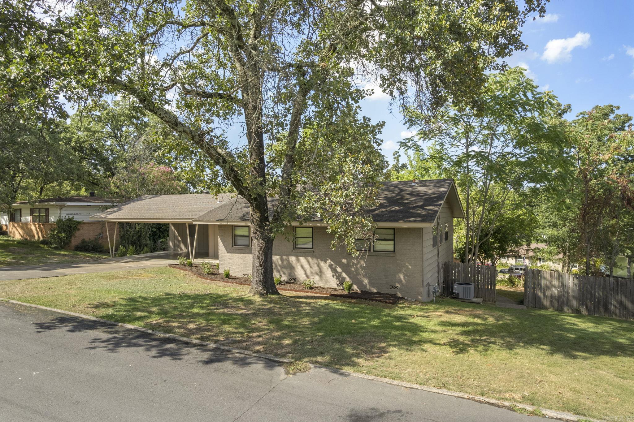 PARK HILL - Residential