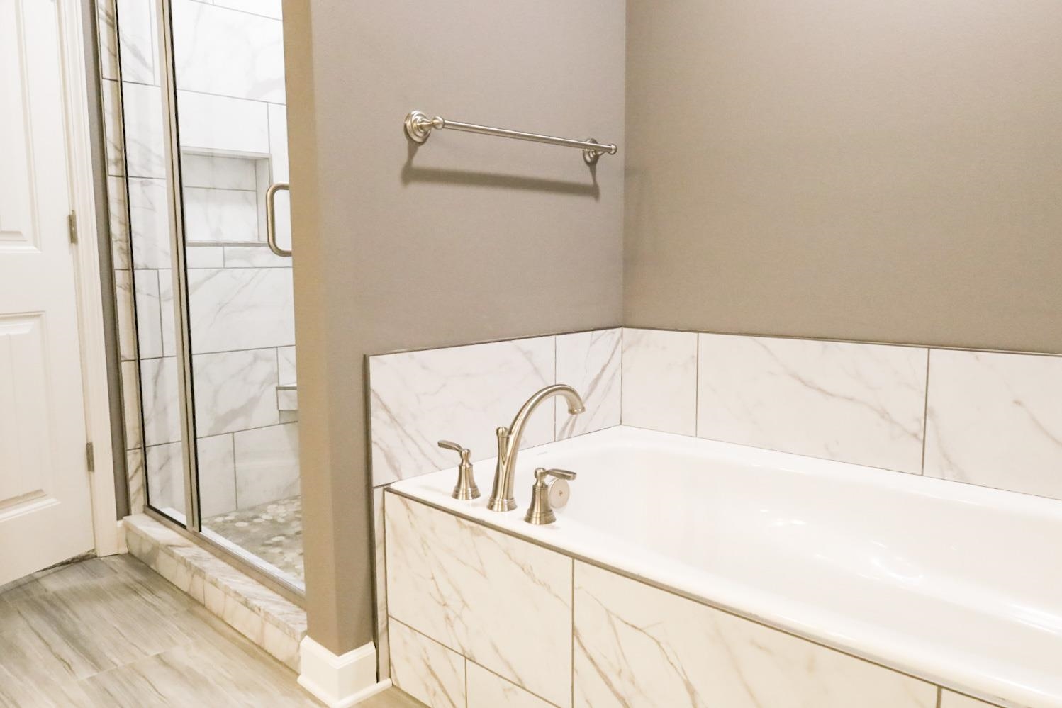 JAXON TERRACE - Residential