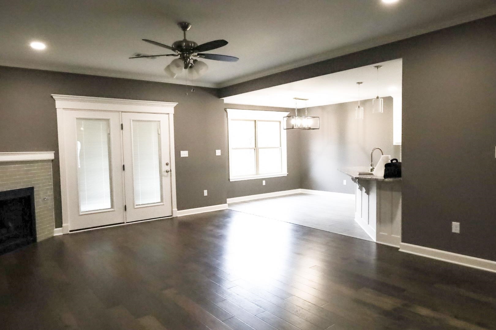 JAXON TERRACE - Residential