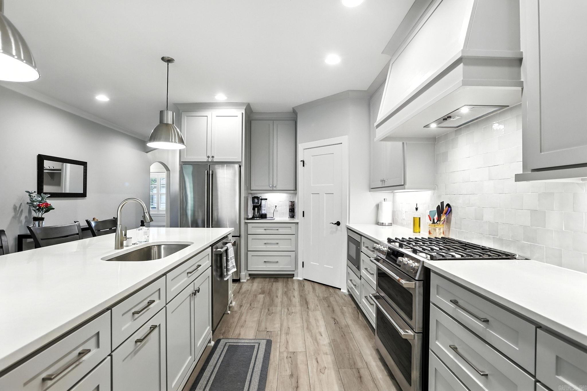 WOODLANDS PARK SUB - Residential