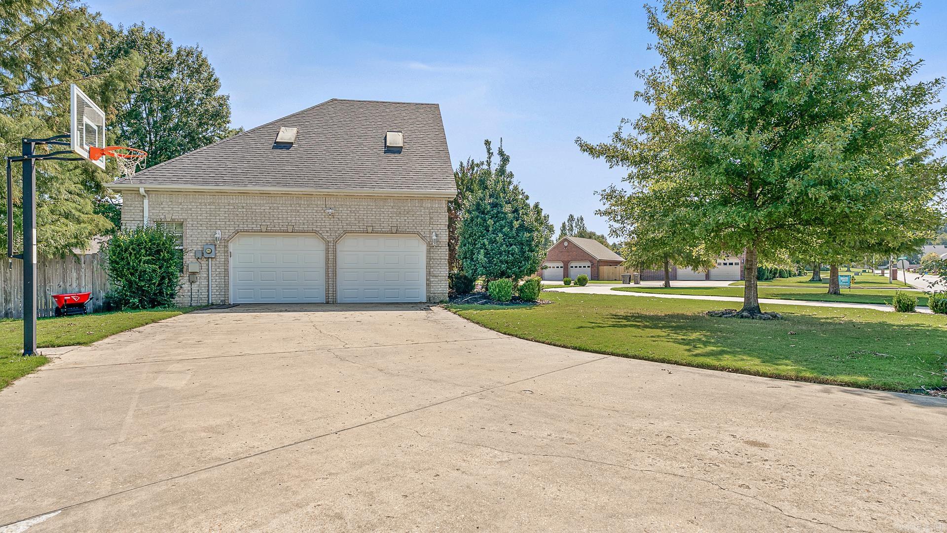 CLUB VIEW - Residential