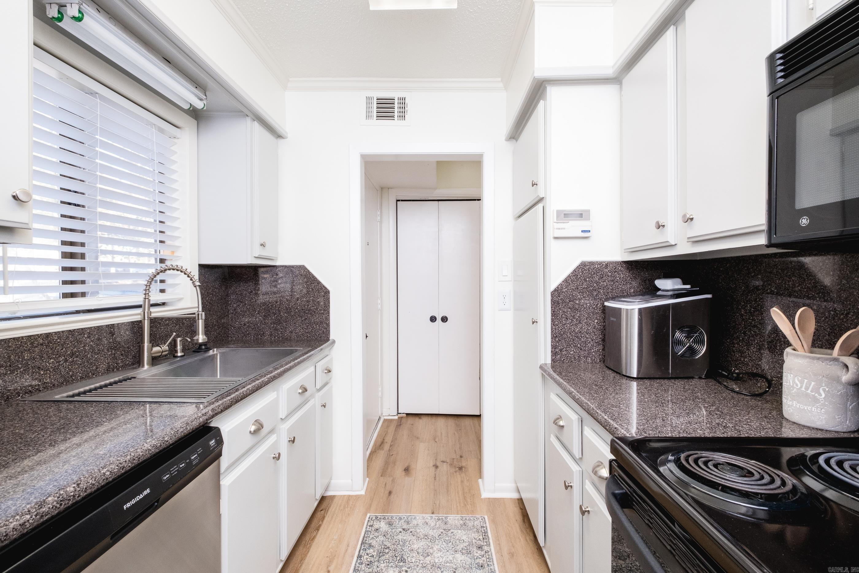 FOREST HGTS CONDO - Residential