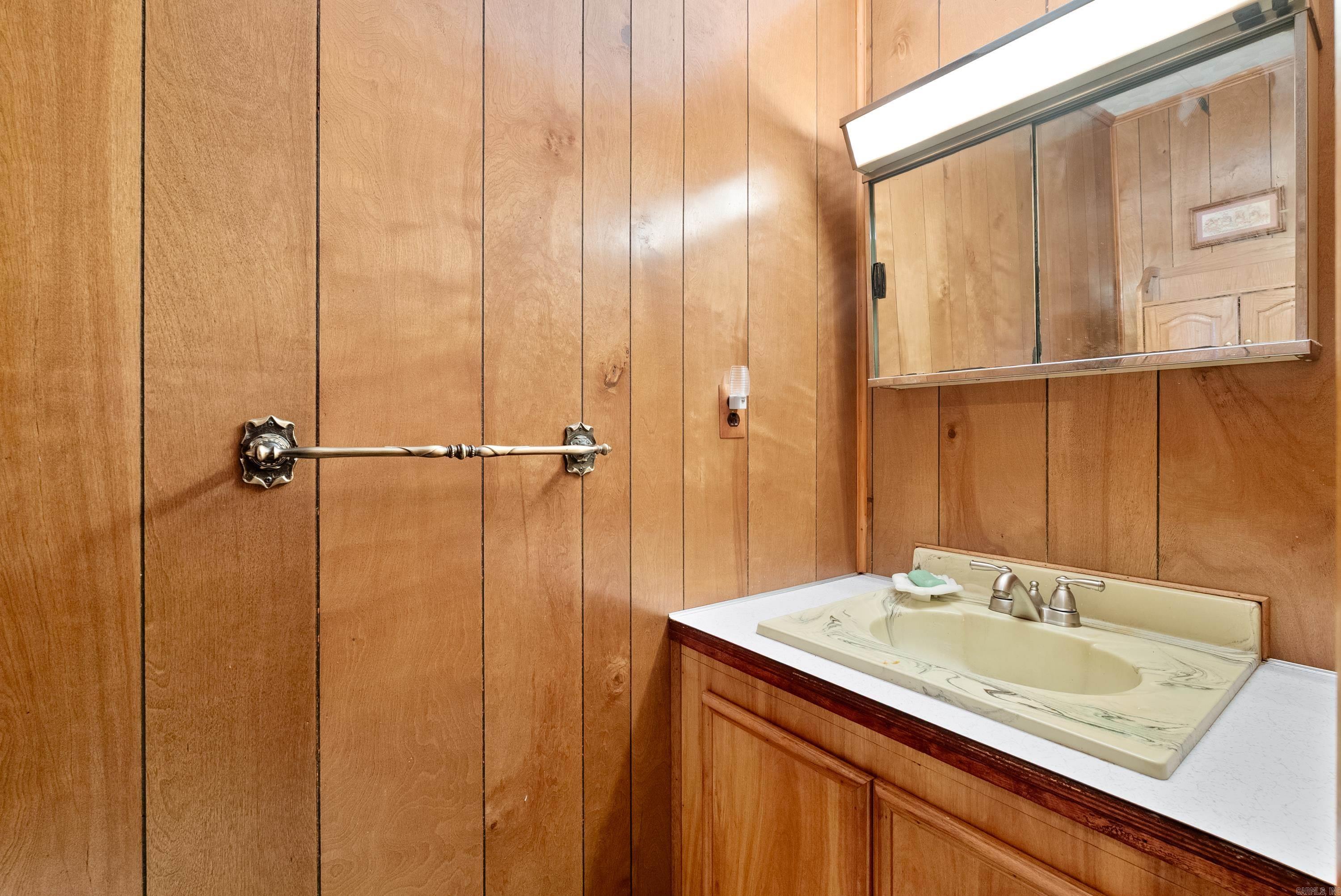 BRADDOCKS J S - Residential