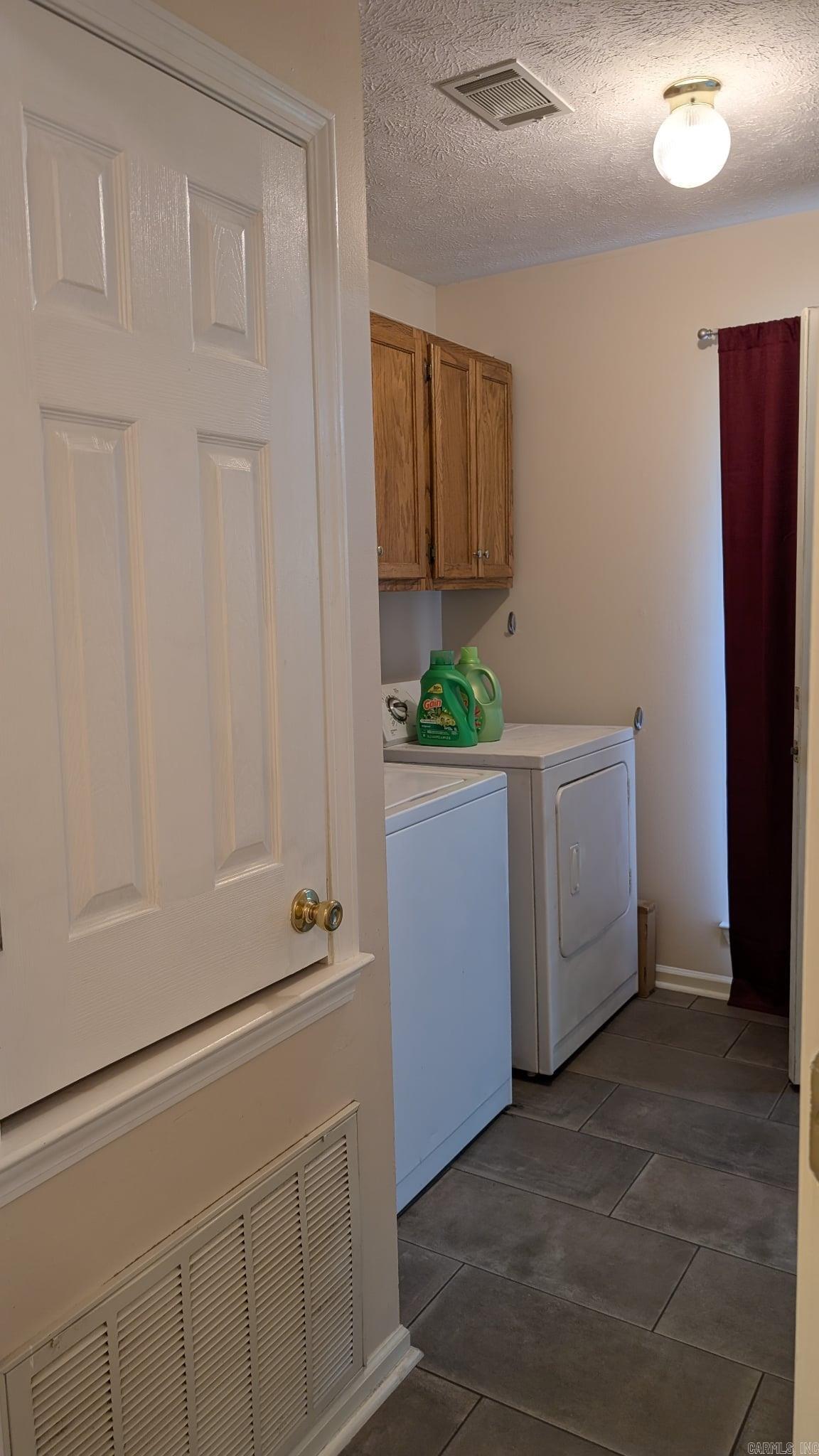 WHITEHALL - Residential