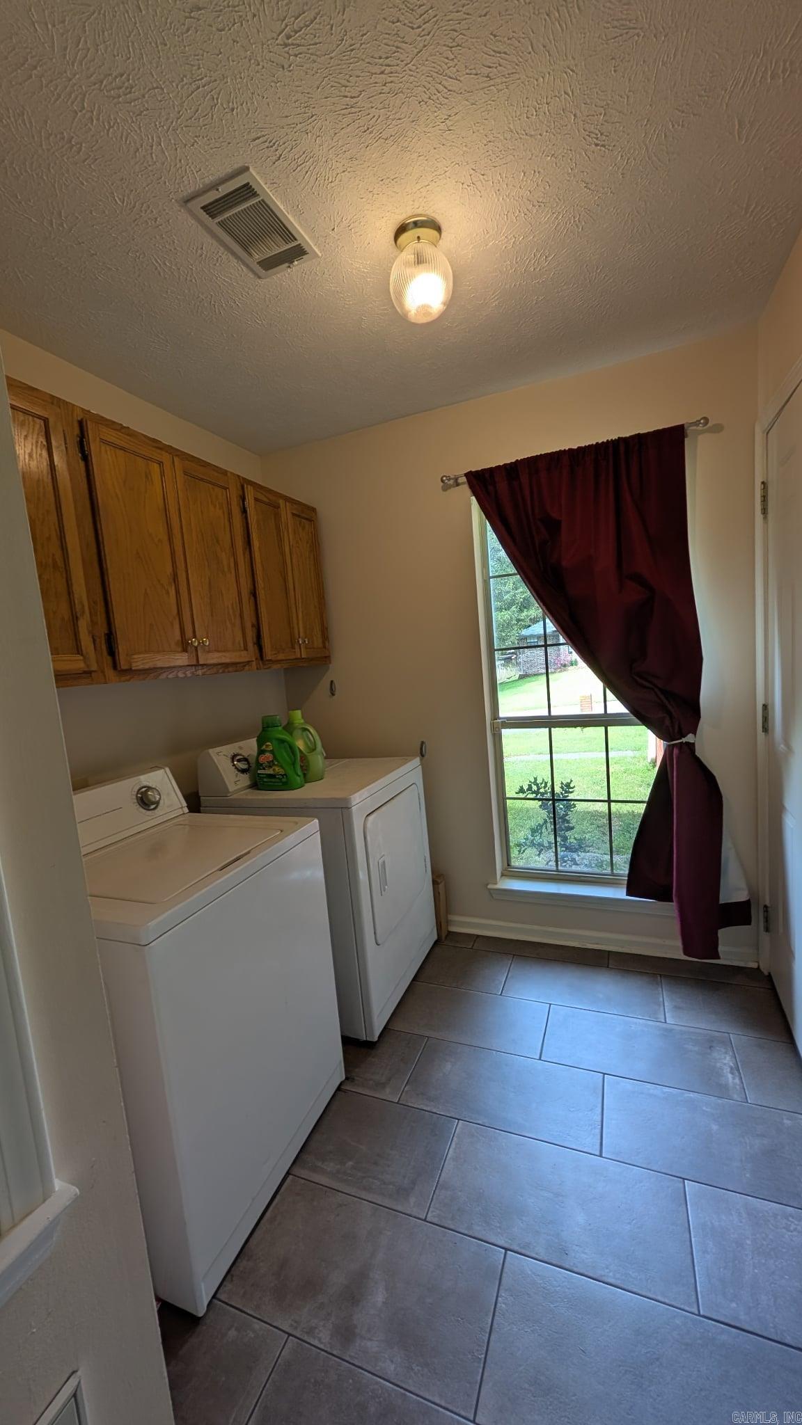 WHITEHALL - Residential