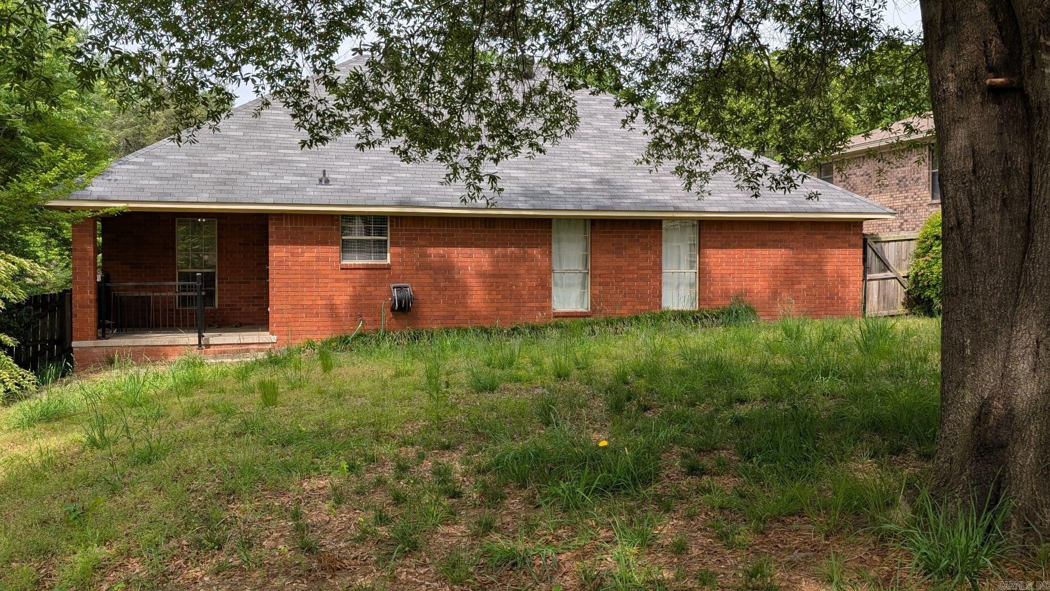 WHITEHALL - Residential