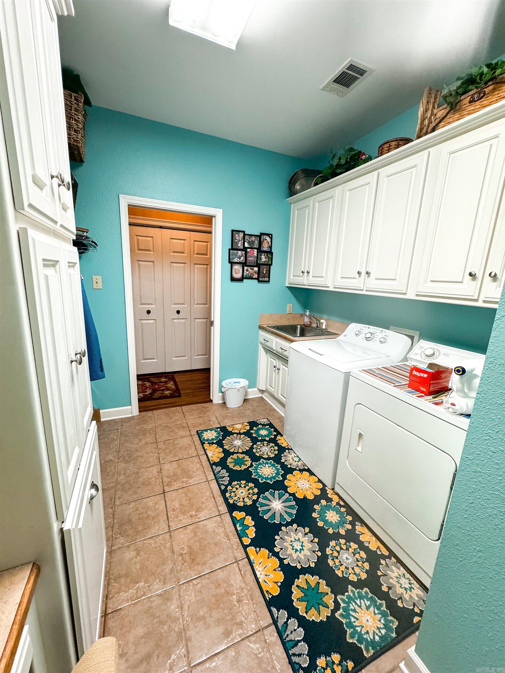 COLONY WEST ADDN - Residential