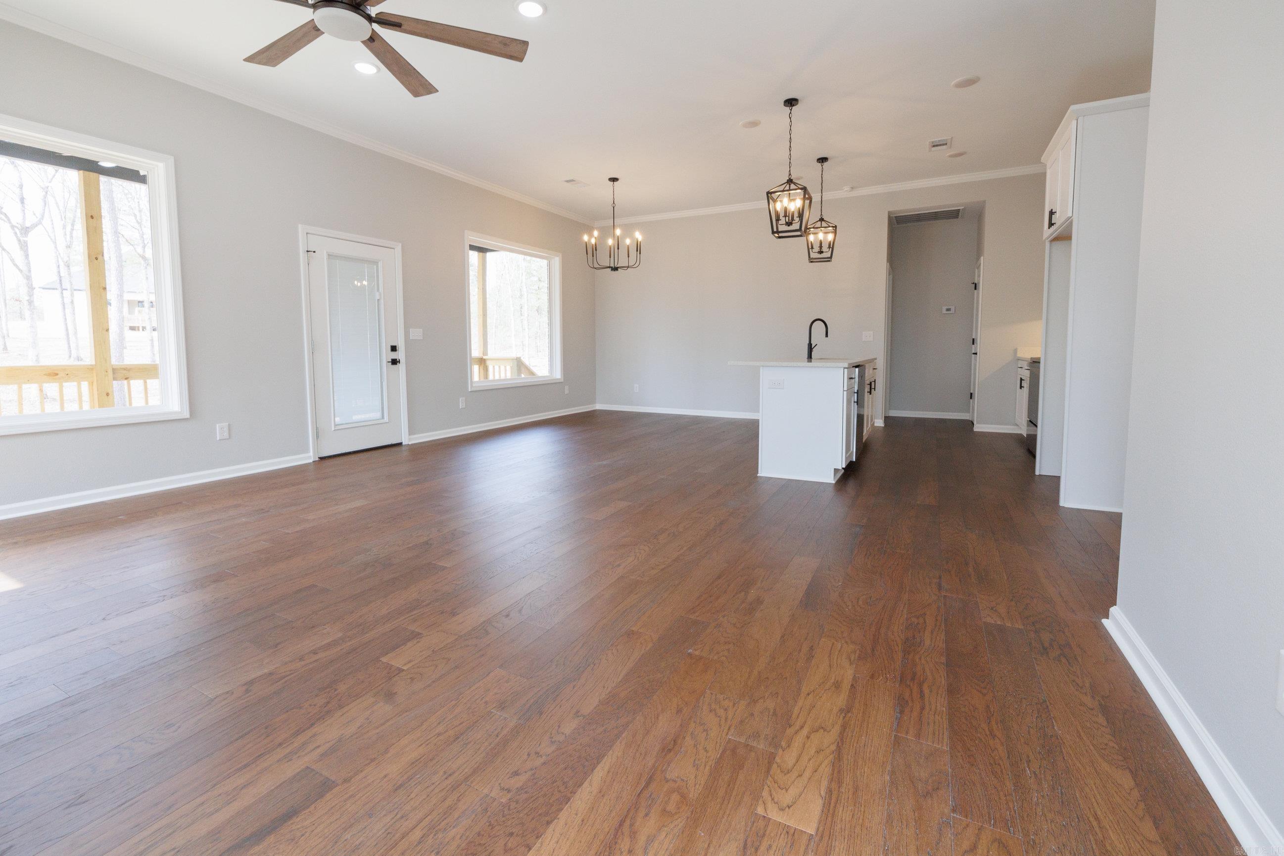 HAWKS POINT - LAKE - Residential