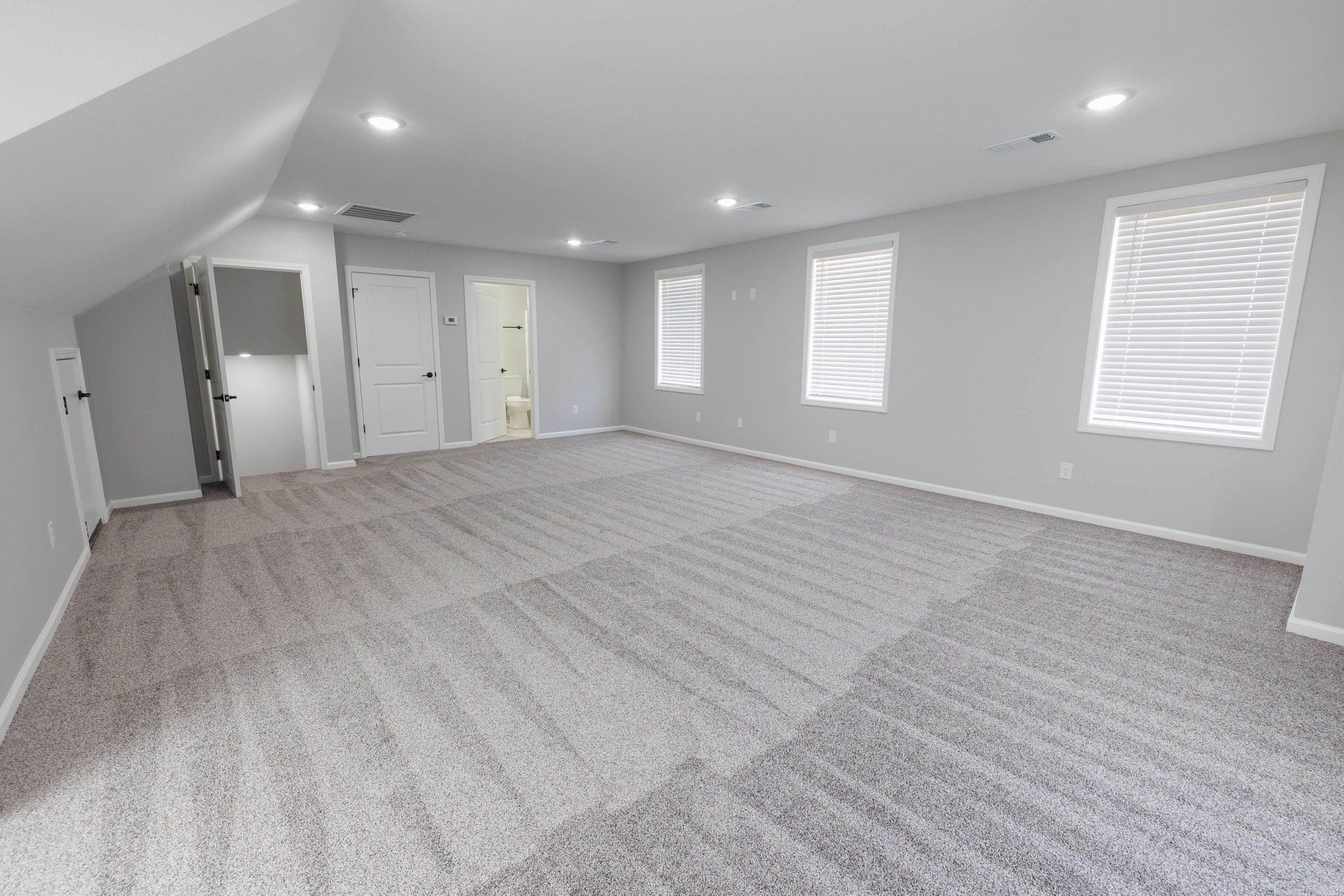 HAWKS POINT - LAKE - Residential