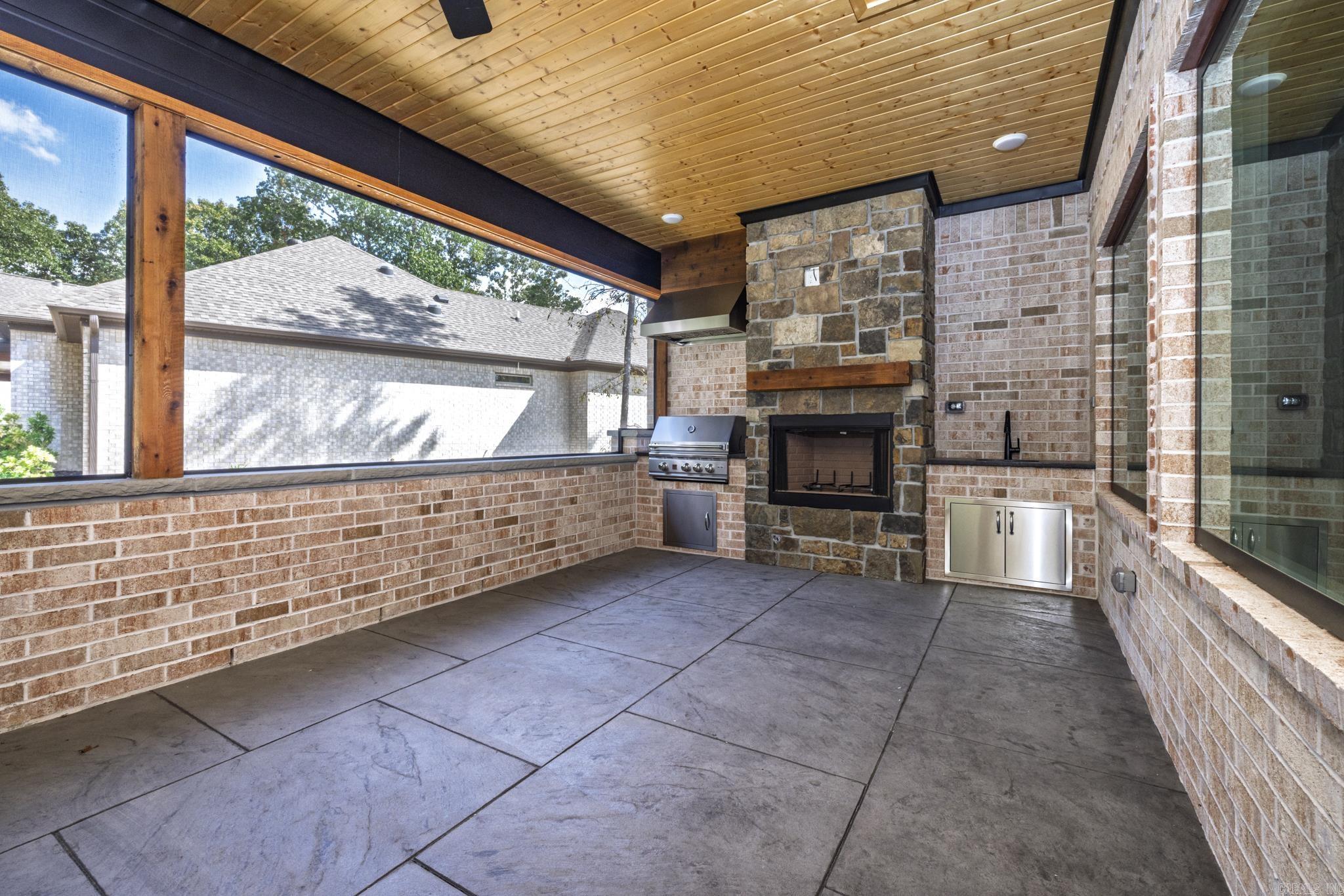 RESPLANDOR - Residential