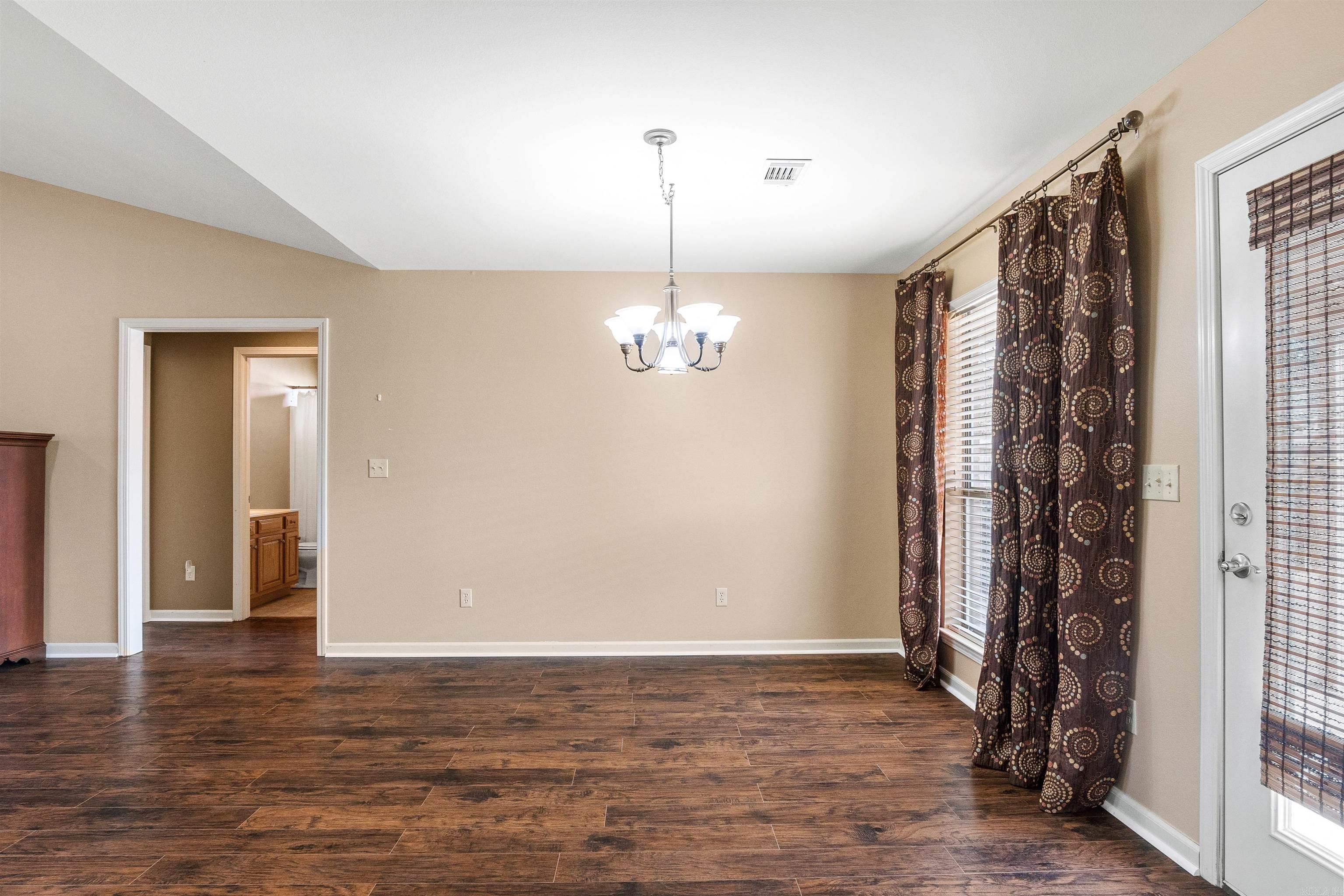 NORTHWOOD - Residential