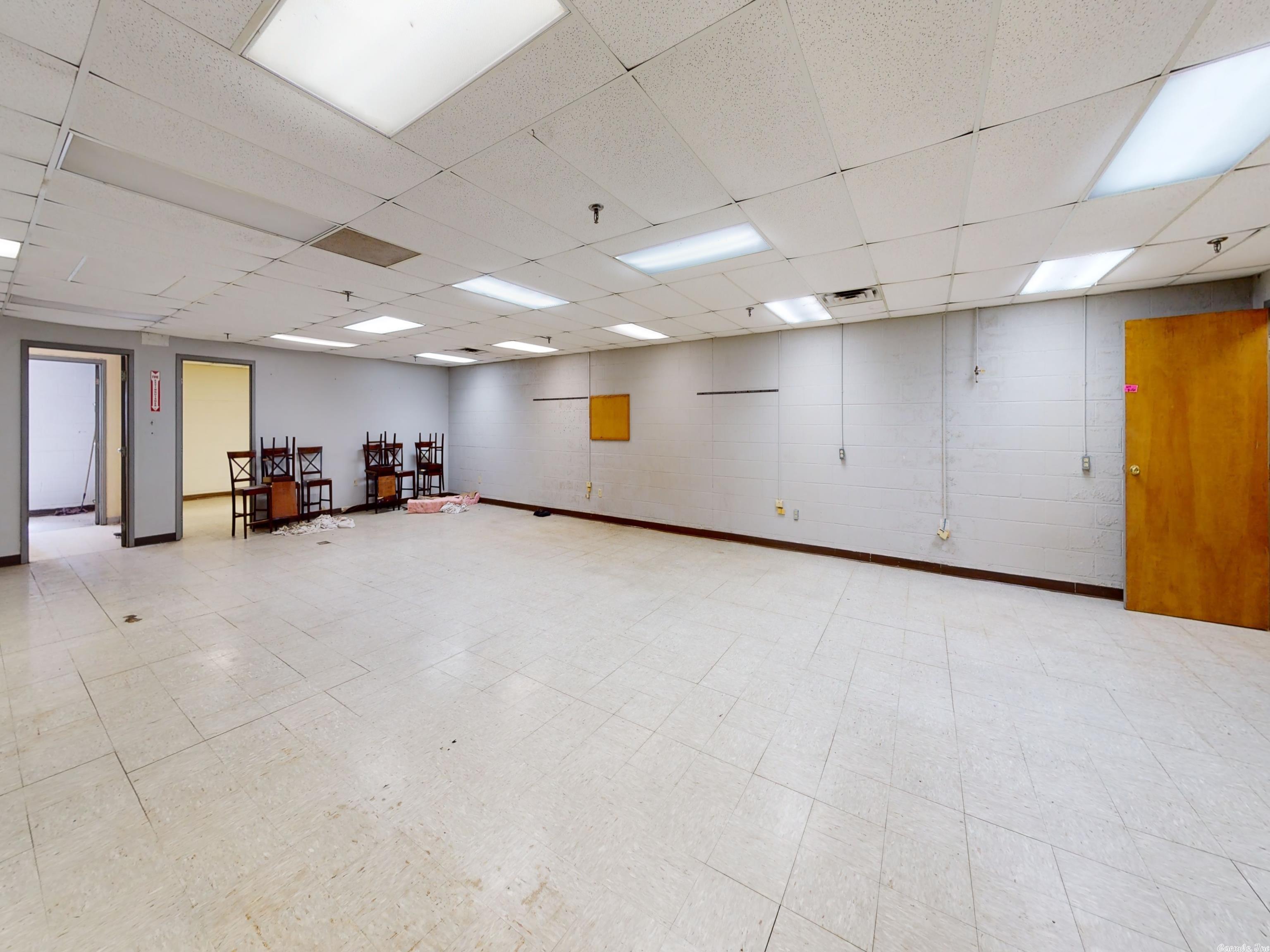 Metes & Bounds - Commercial Sale