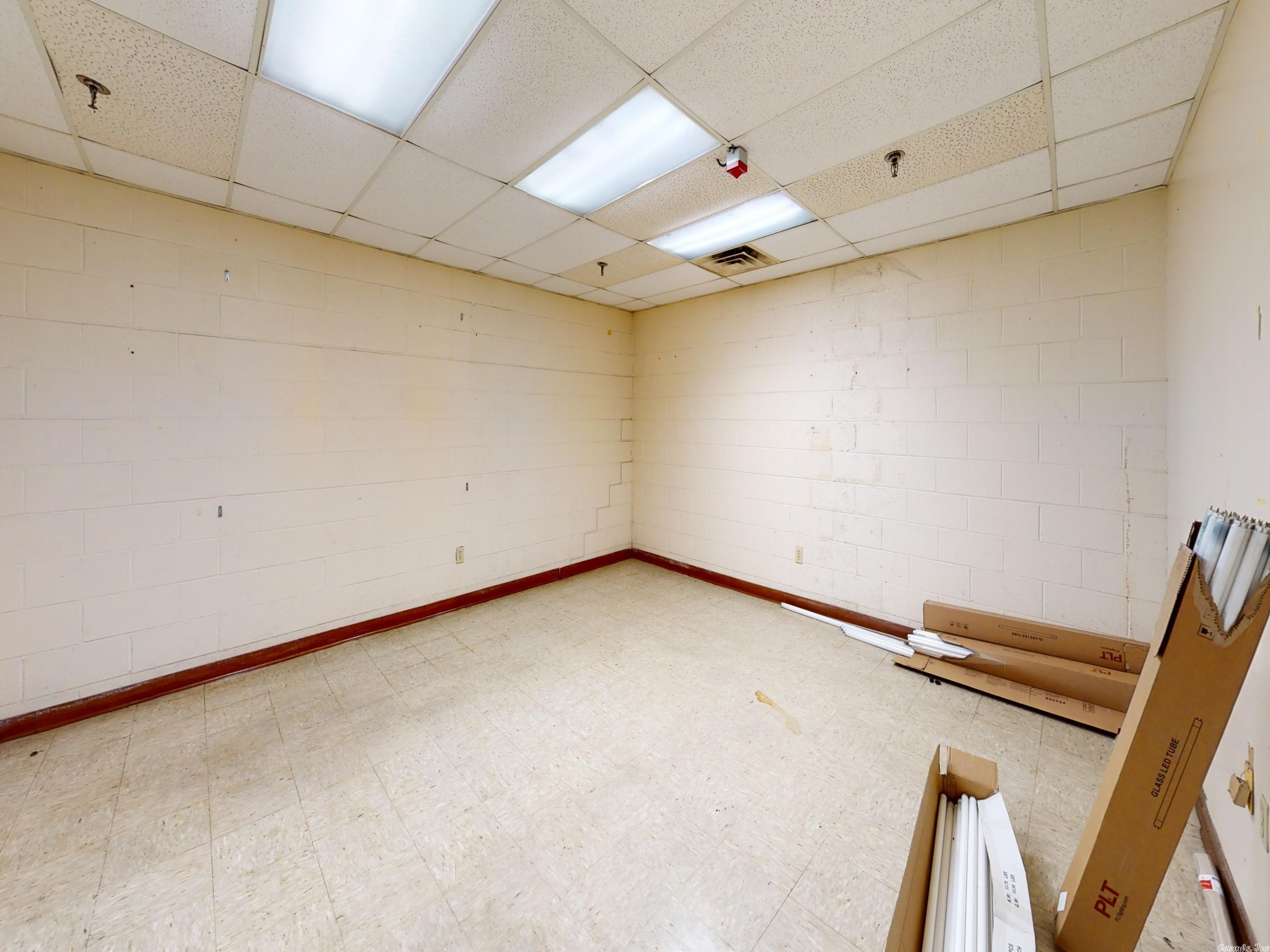 Metes & Bounds - Commercial Sale