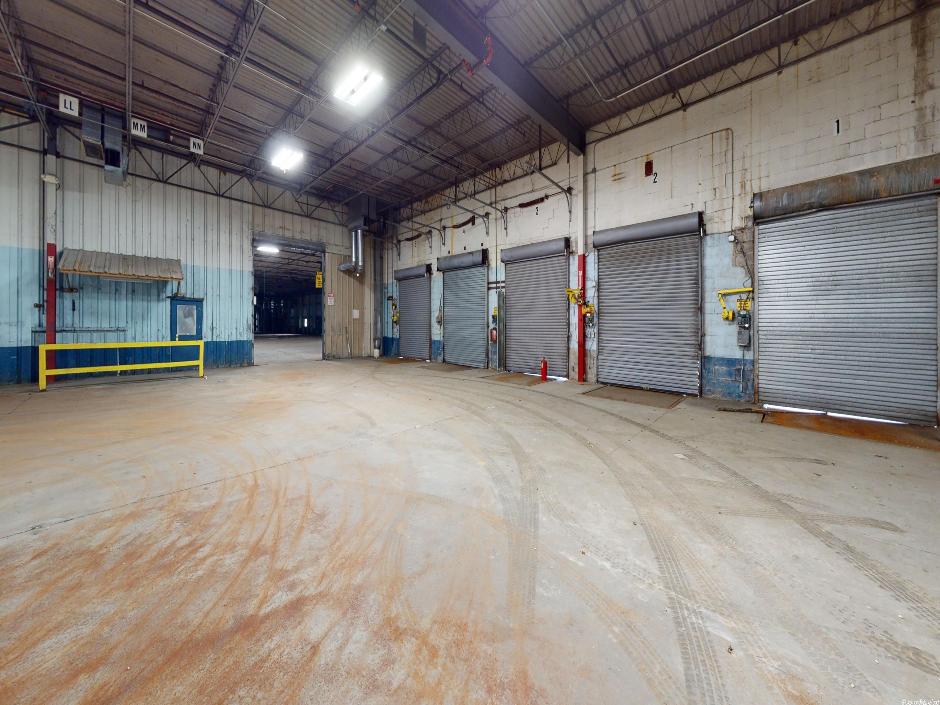 Metes & Bounds - Commercial Sale