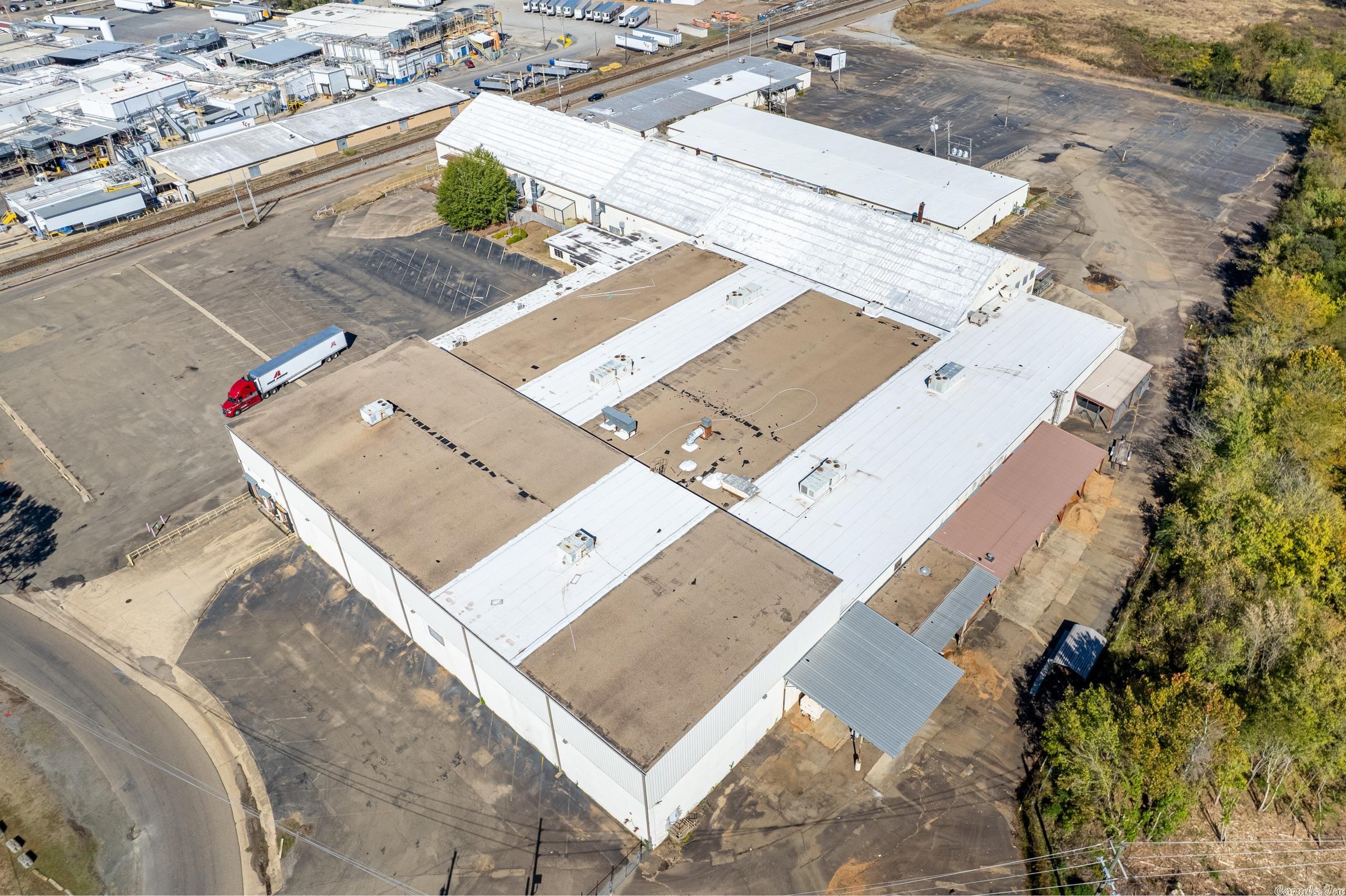 Metes & Bounds - Commercial Sale
