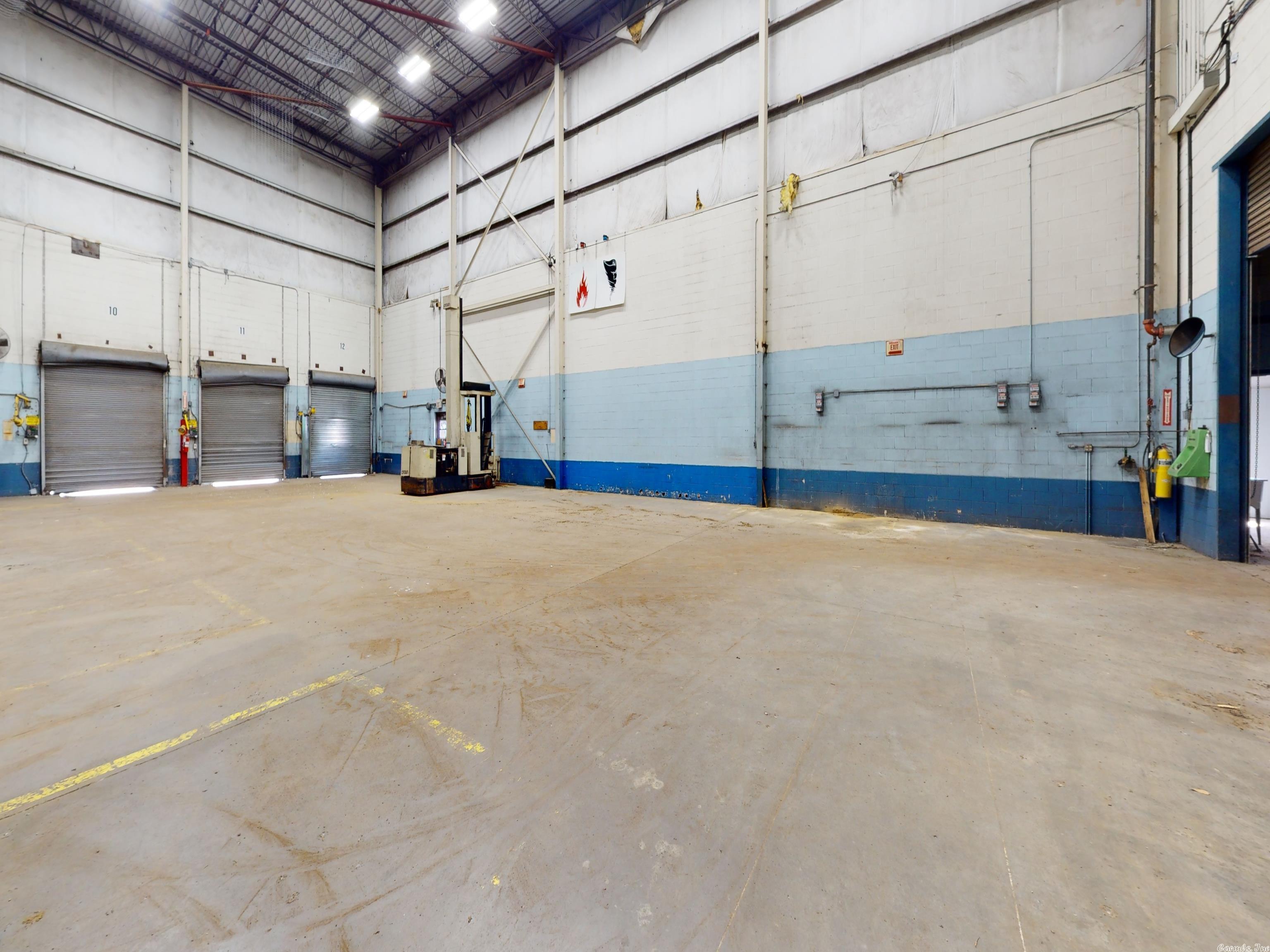 Metes & Bounds - Commercial Sale