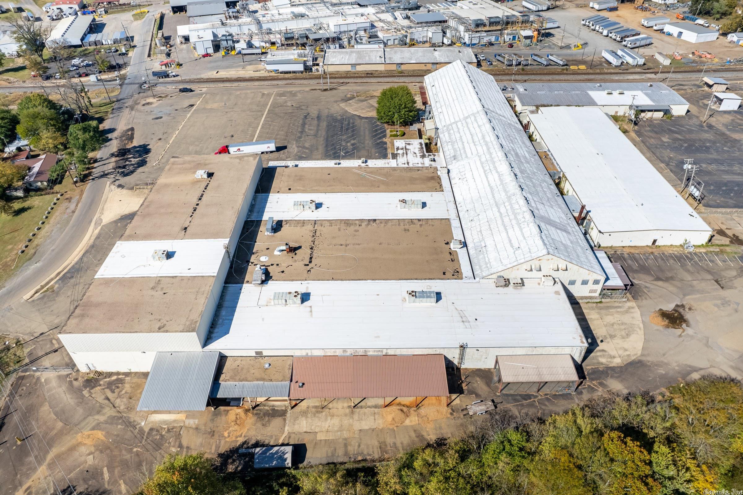 Metes & Bounds - Commercial Sale