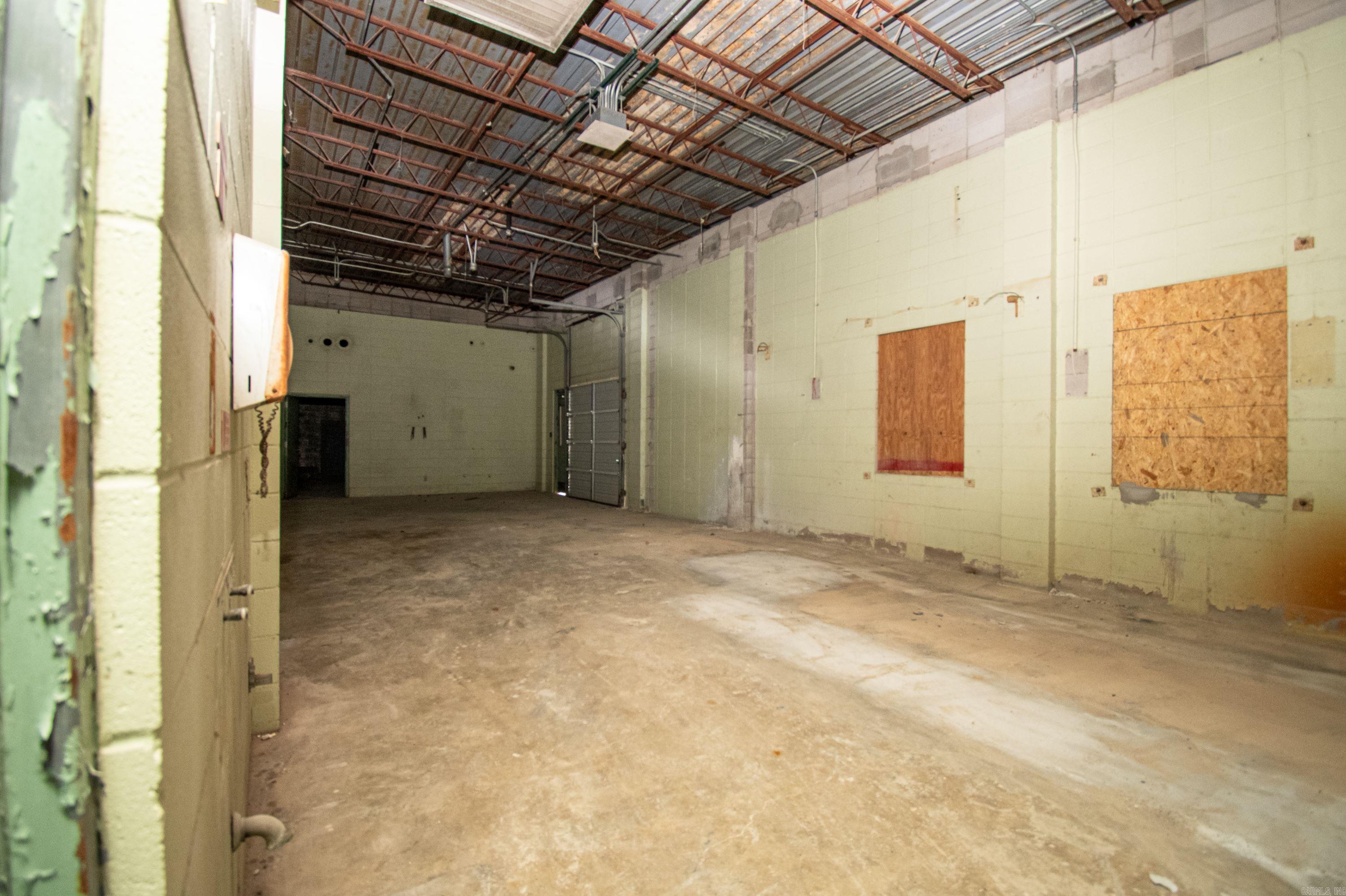 Grove - Commercial Sale