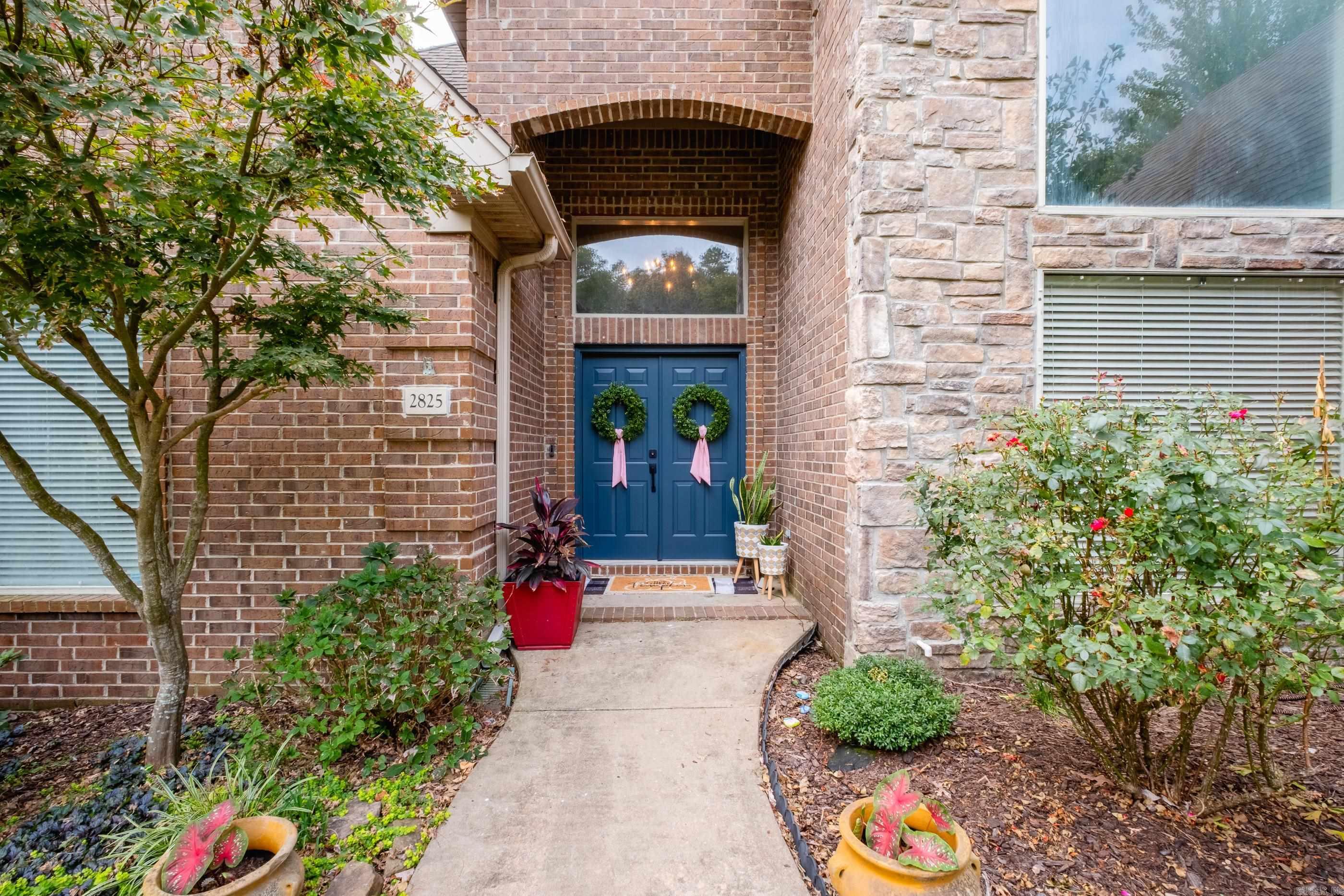 WOODLANDS EDGE - Residential