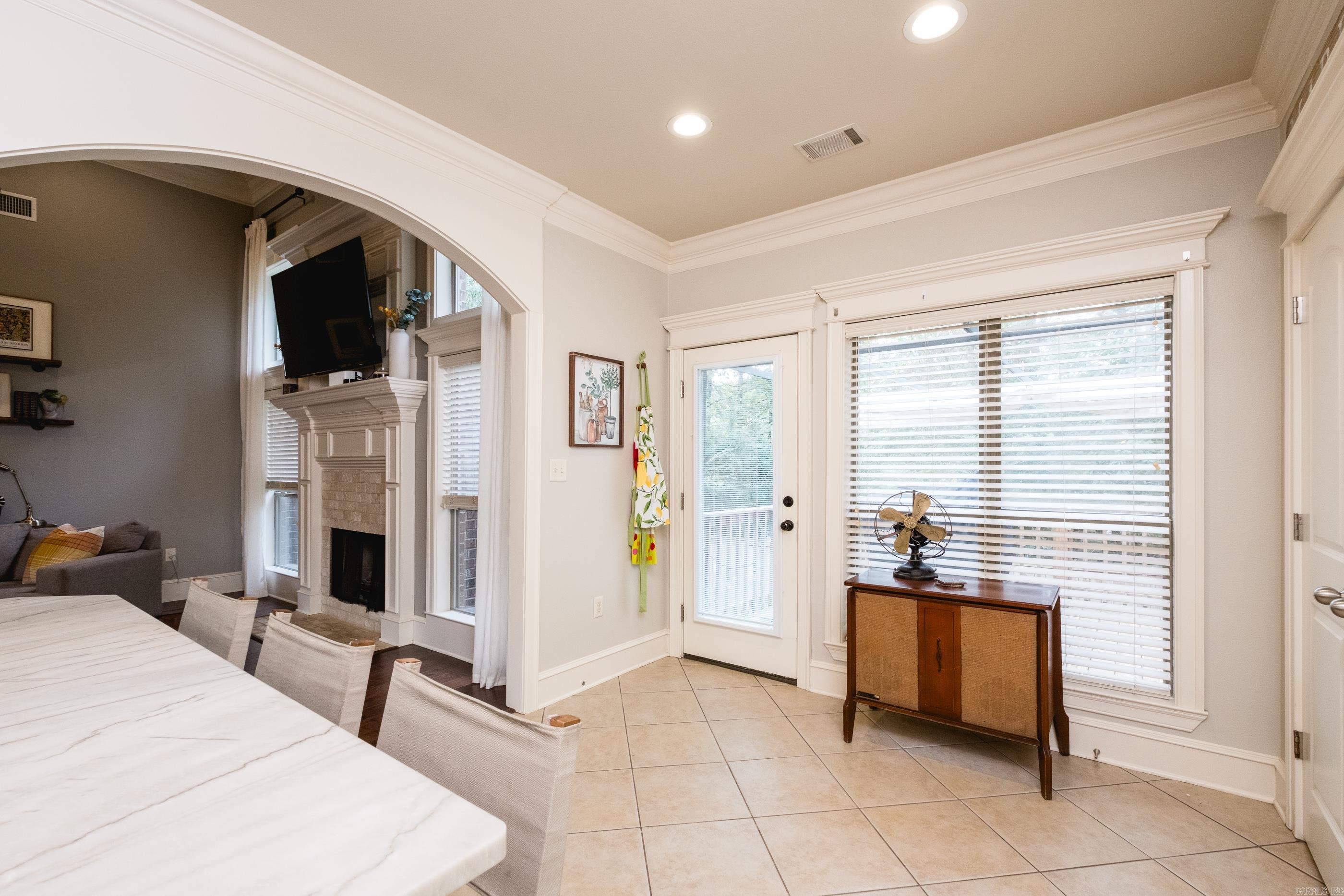 WOODLANDS EDGE - Residential