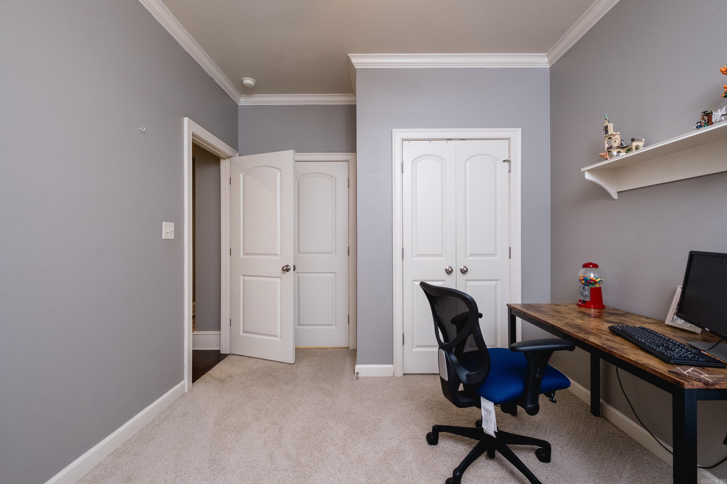 WOODLANDS EDGE - Residential