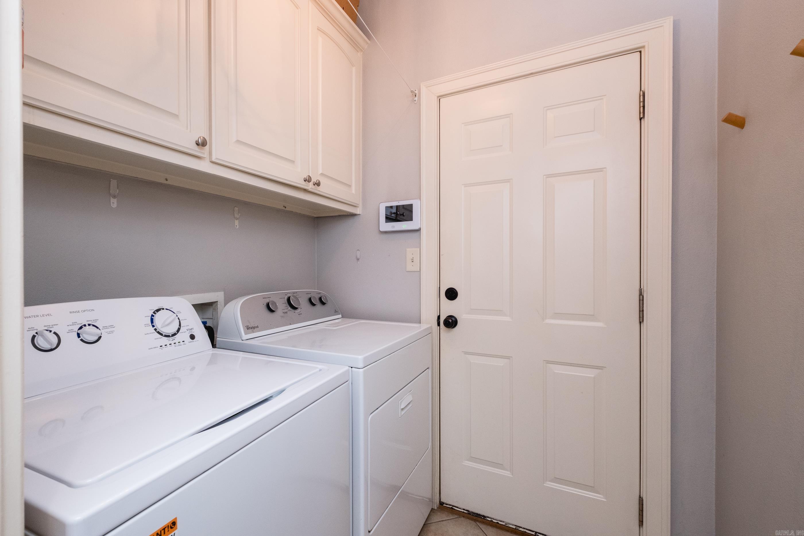 WOODLANDS EDGE - Residential