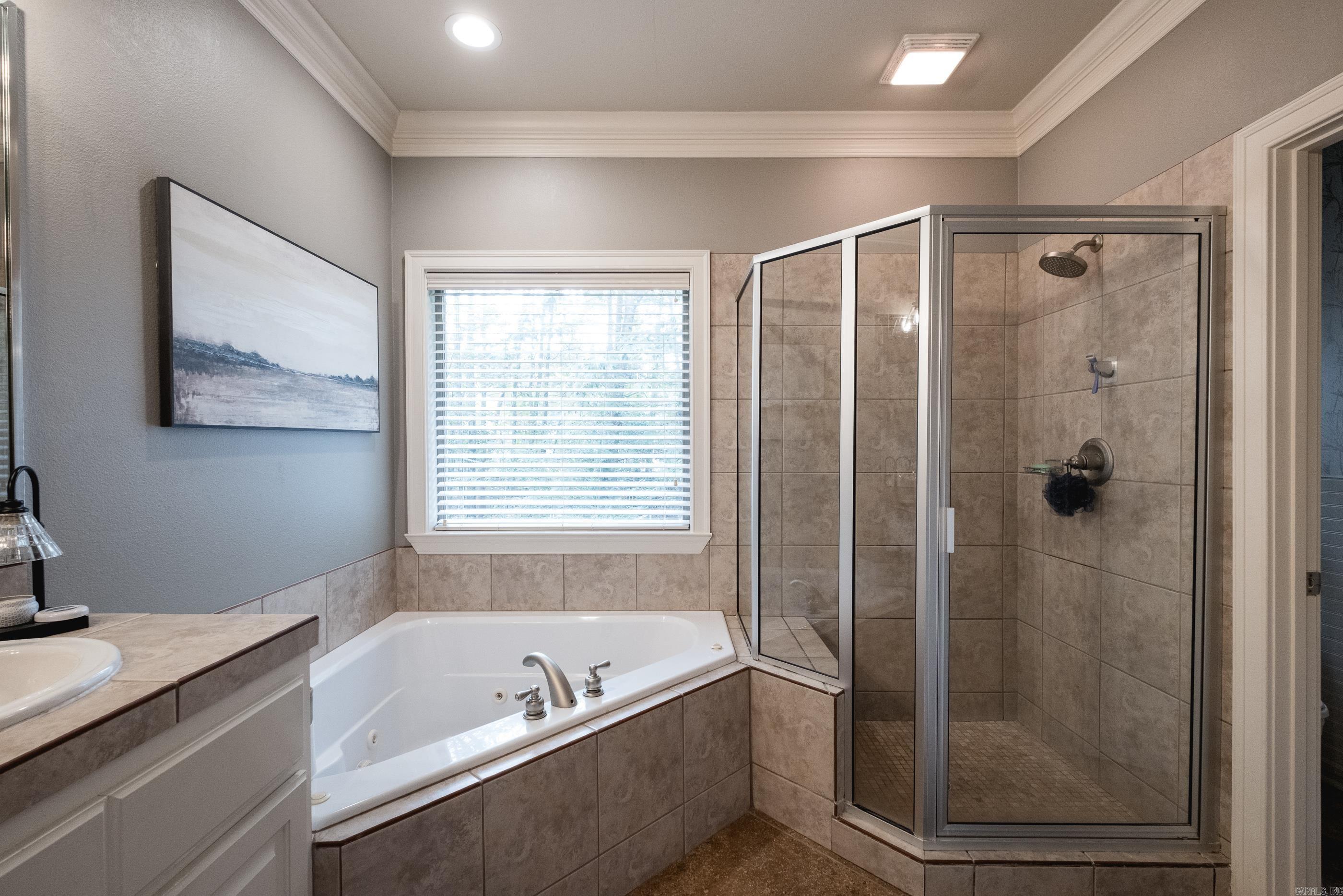 WOODLANDS EDGE - Residential