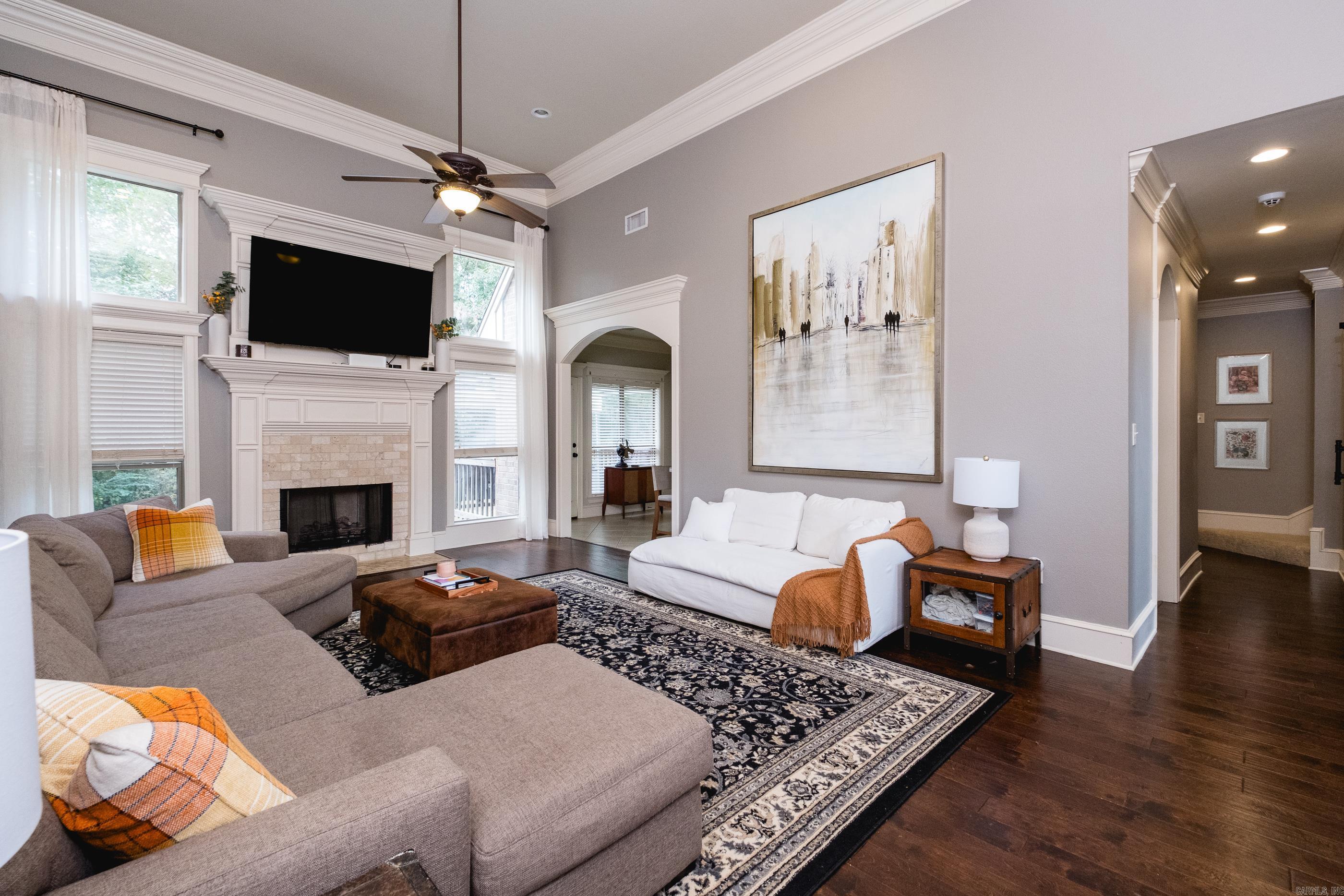 WOODLANDS EDGE - Residential