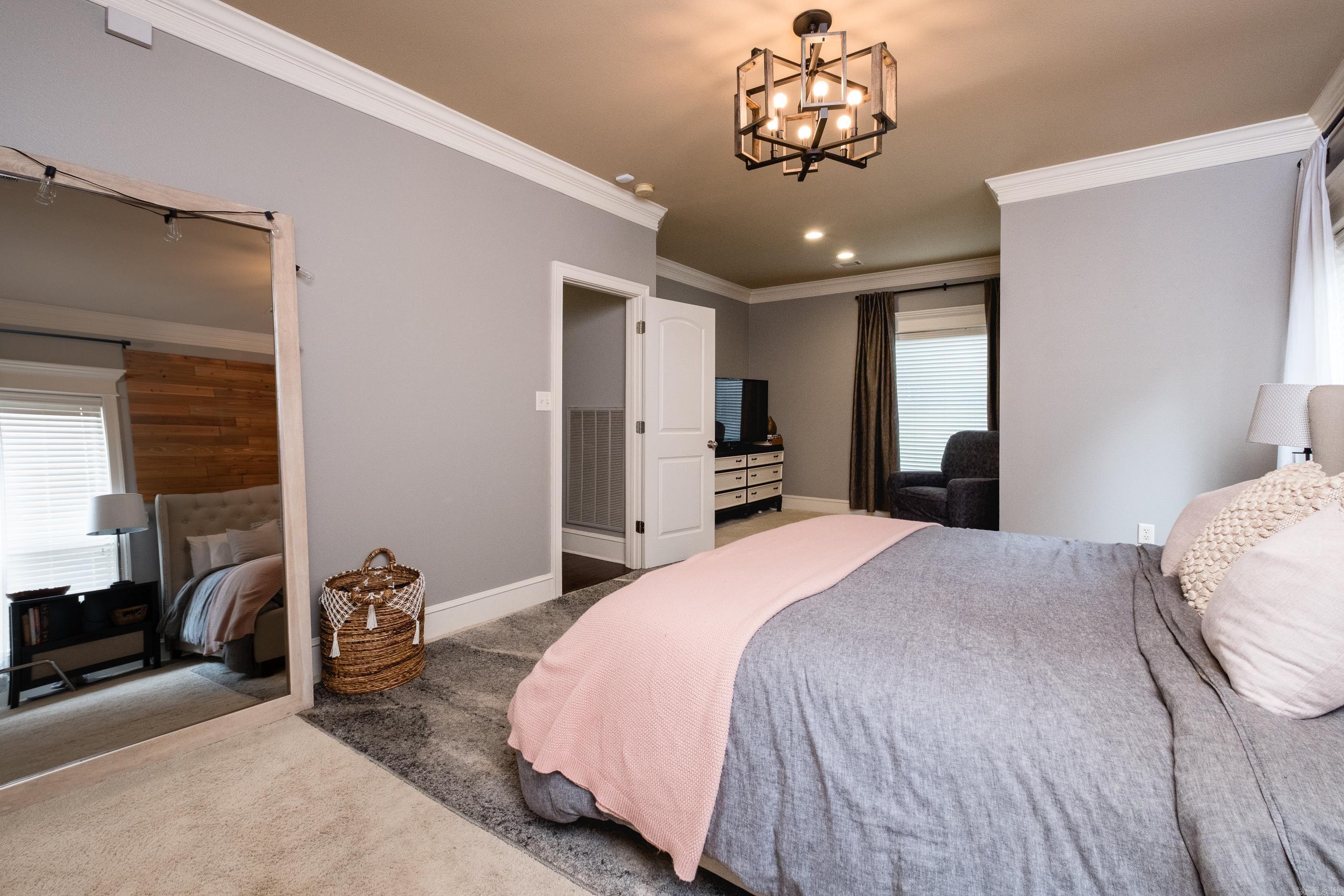 WOODLANDS EDGE - Residential