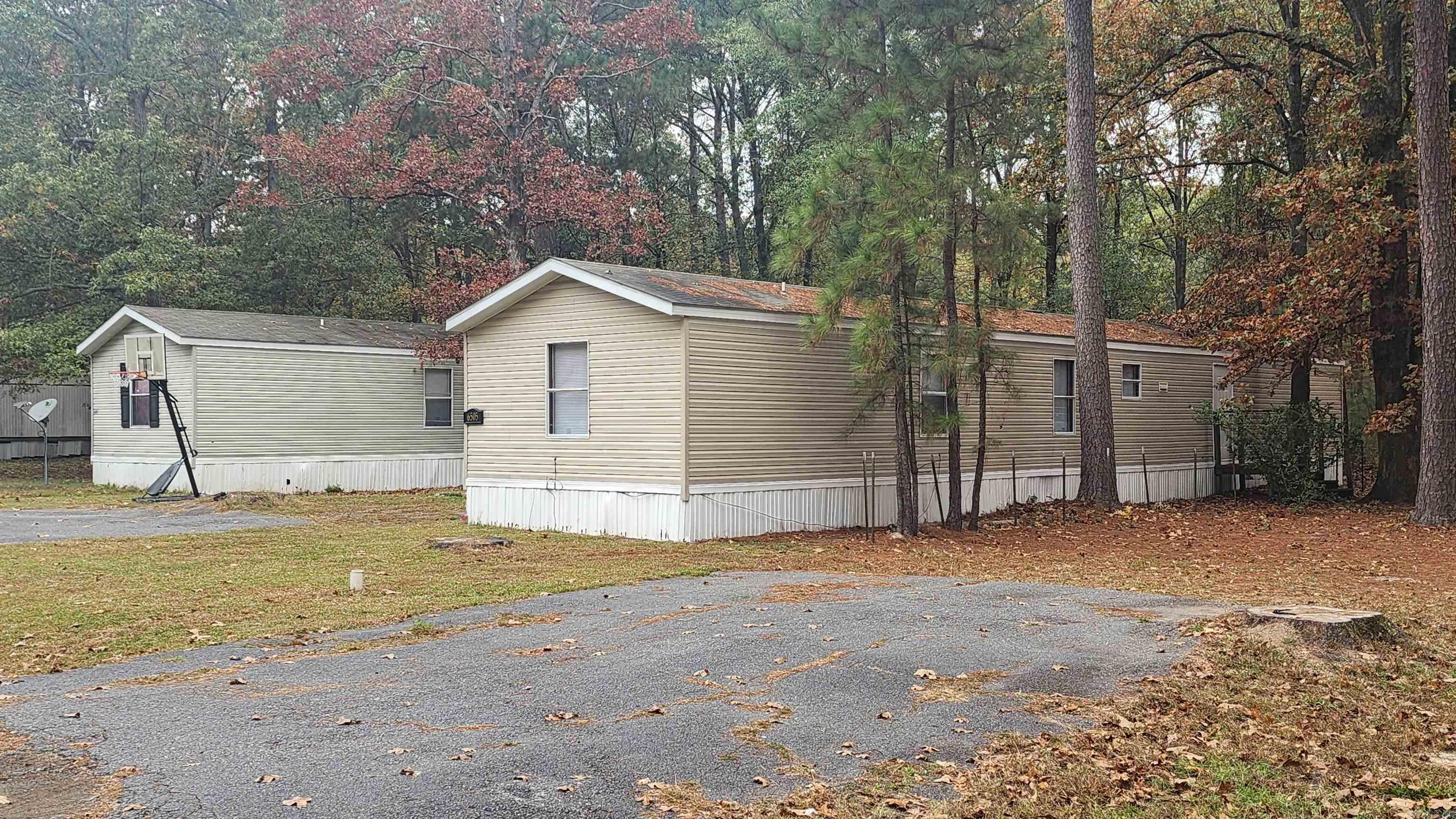 Stonewall - Commercial Sale