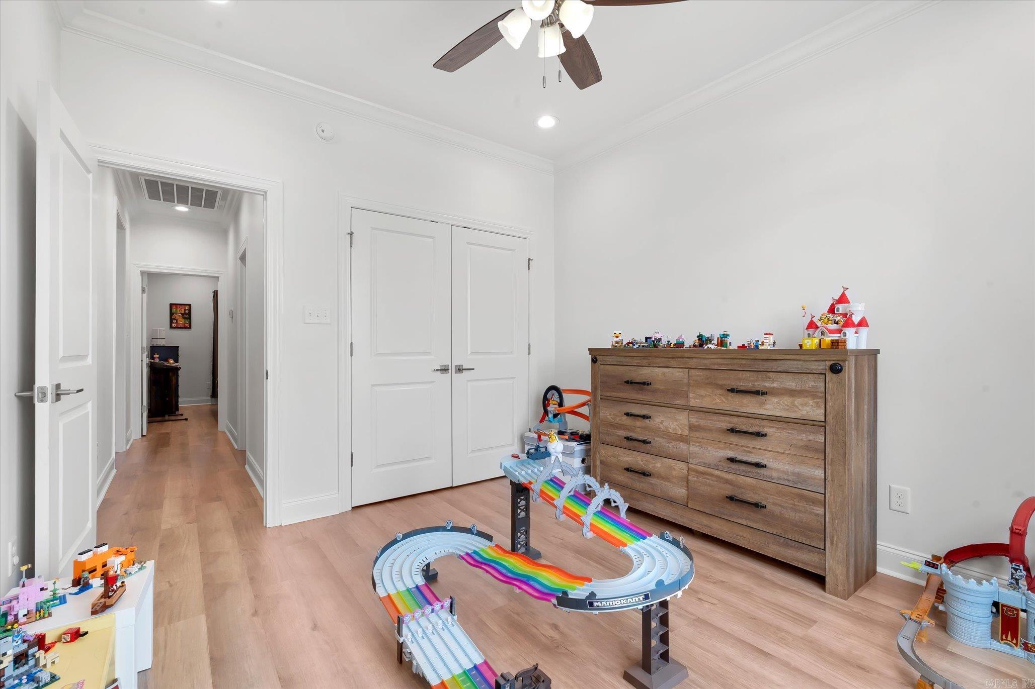 Hidden Creek - Residential