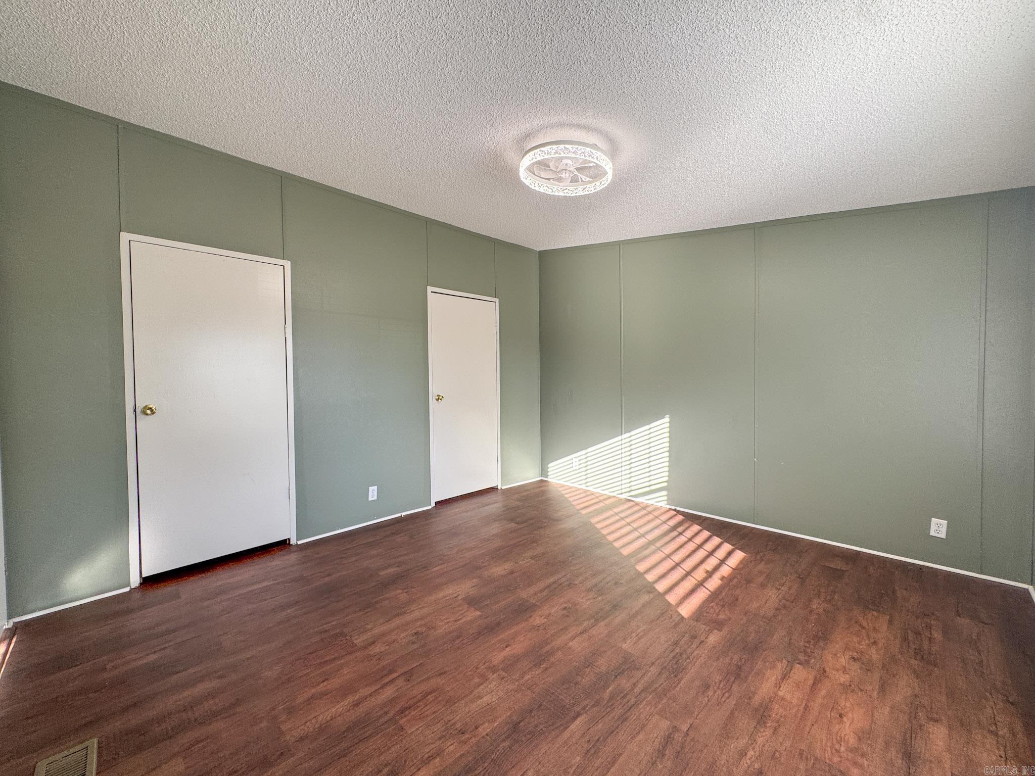 Metes & Bounds - Residential Lease