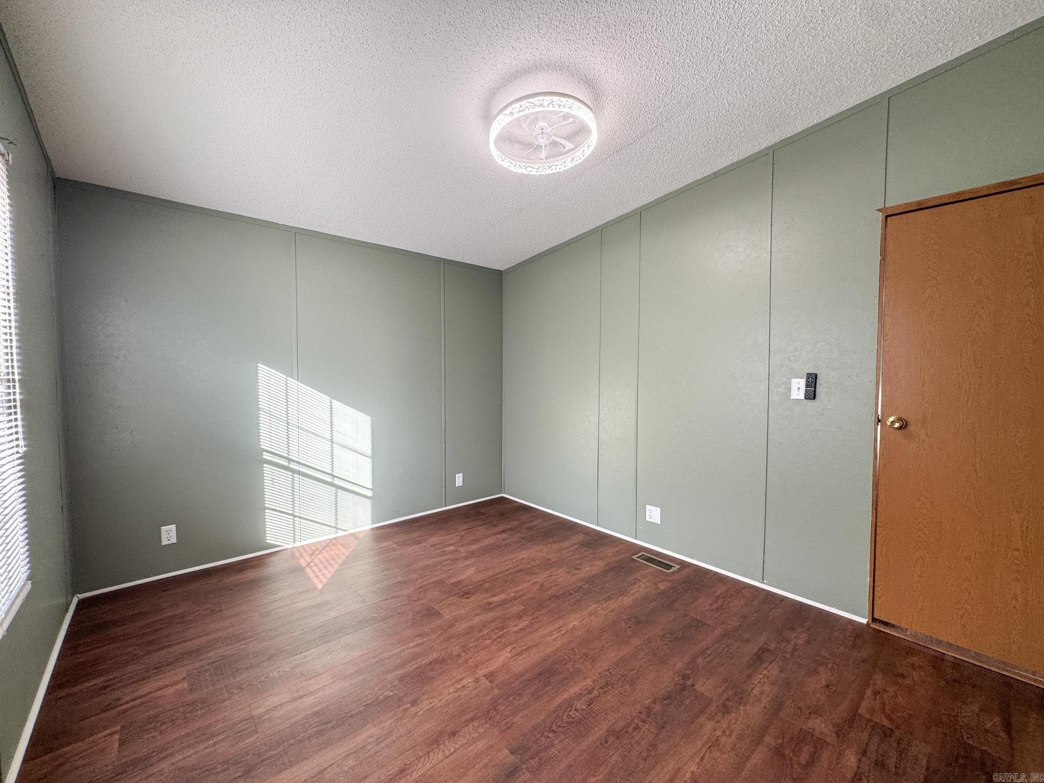 Metes & Bounds - Residential Lease