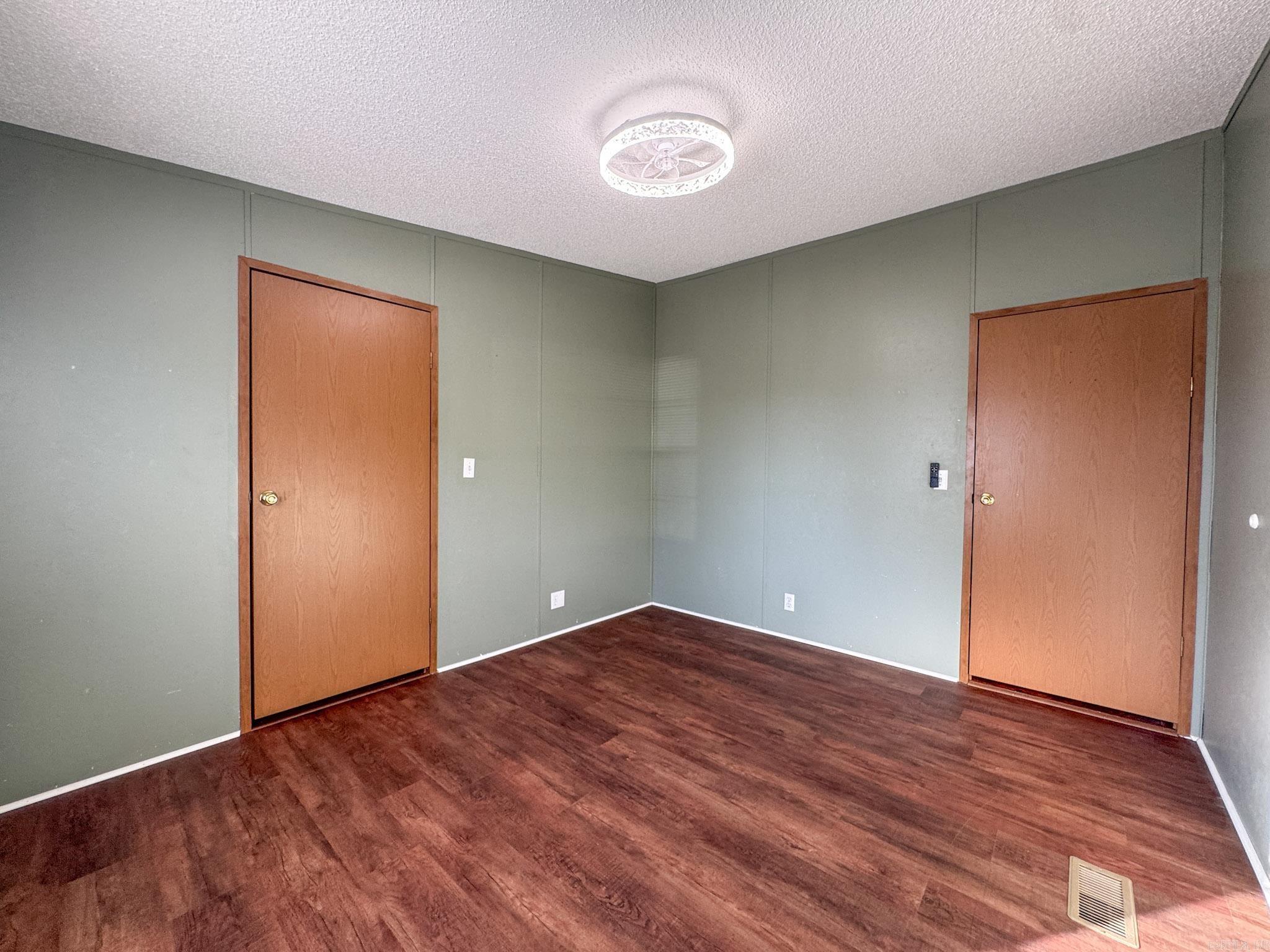 Metes & Bounds - Residential Lease