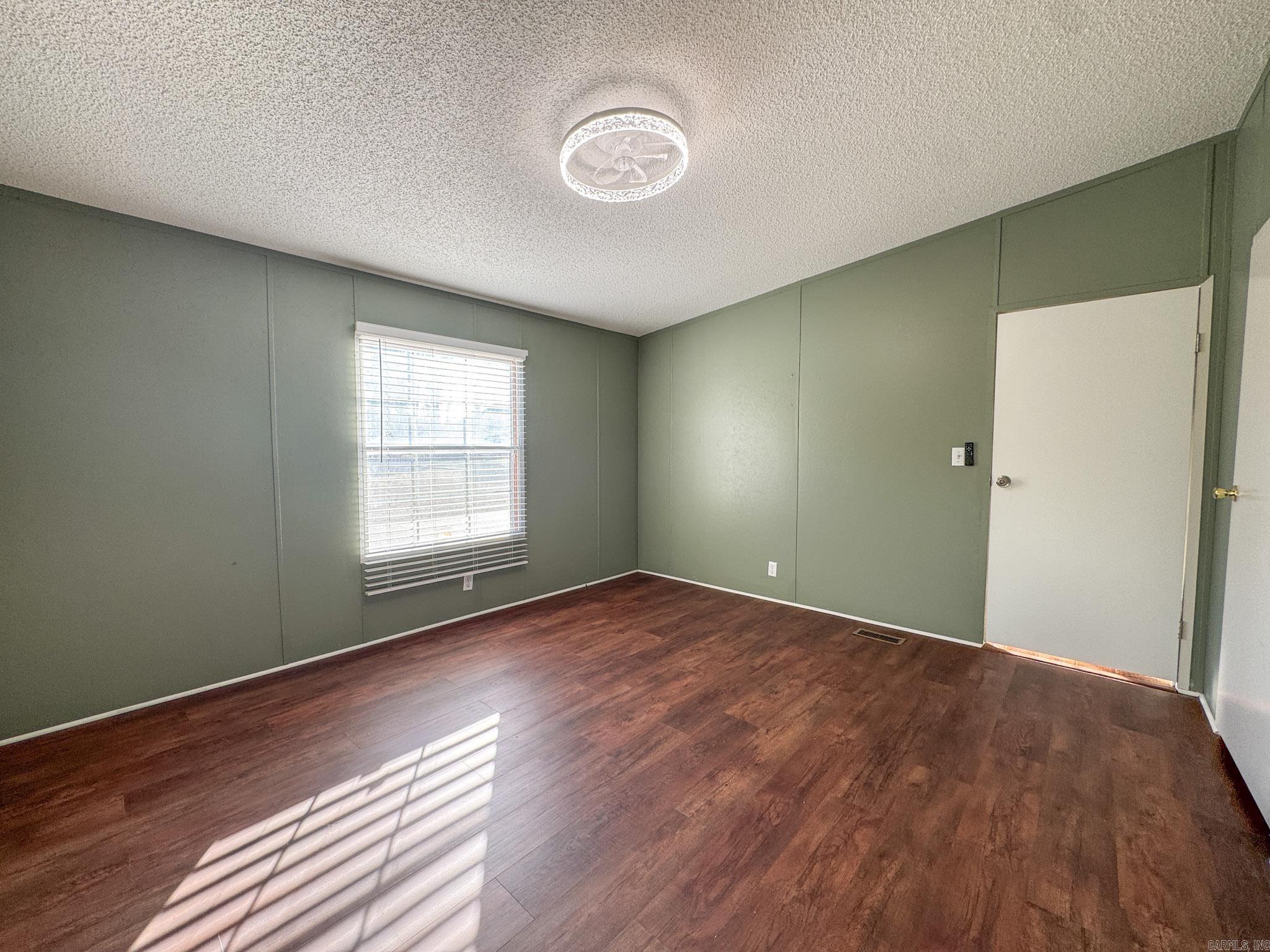 Metes & Bounds - Residential Lease