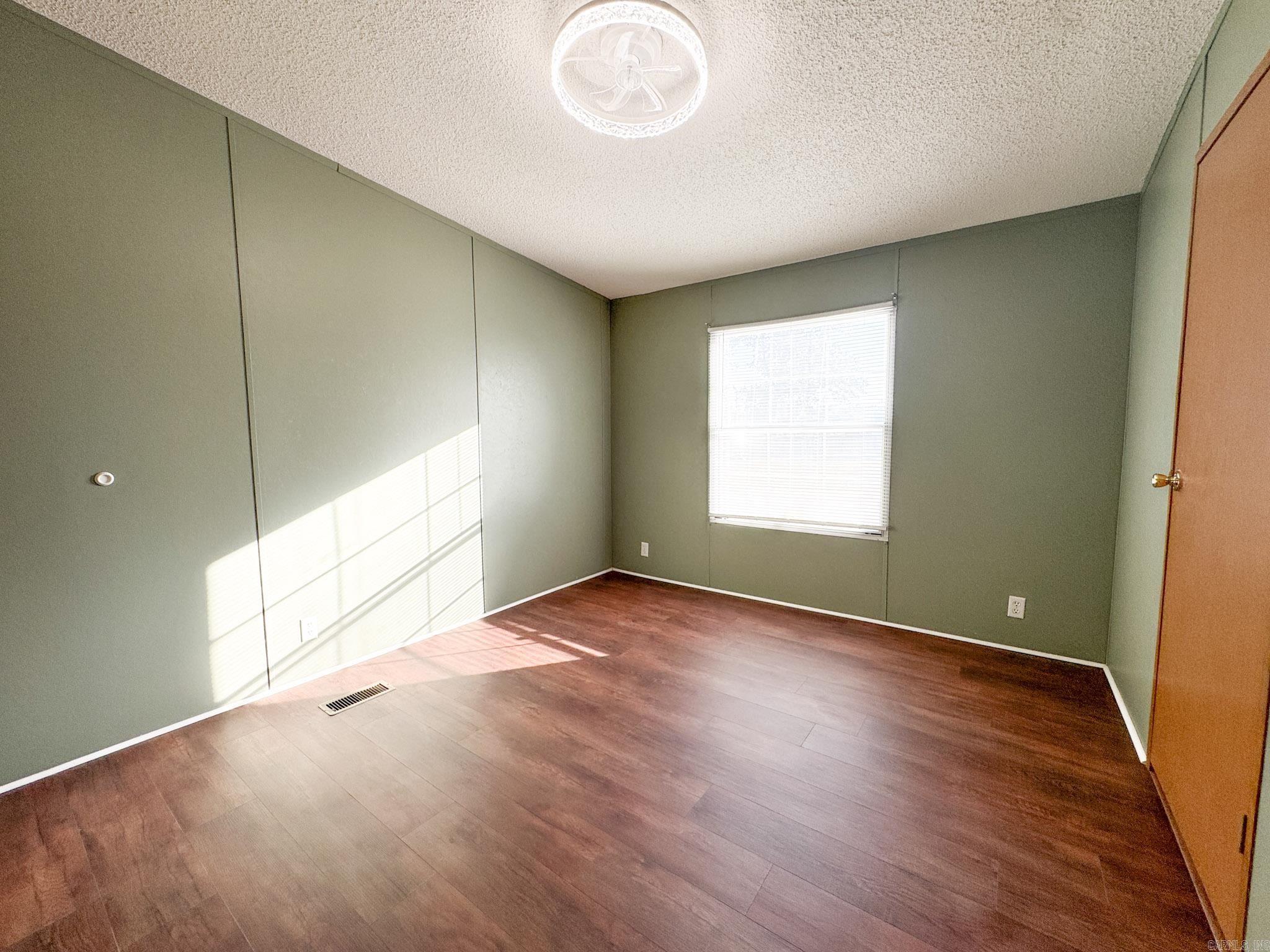 Metes & Bounds - Residential Lease