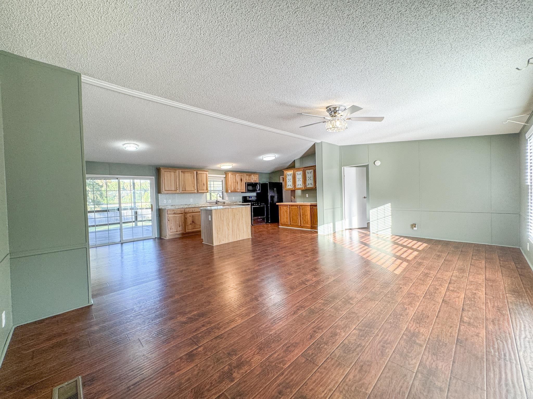 Metes & Bounds - Residential Lease